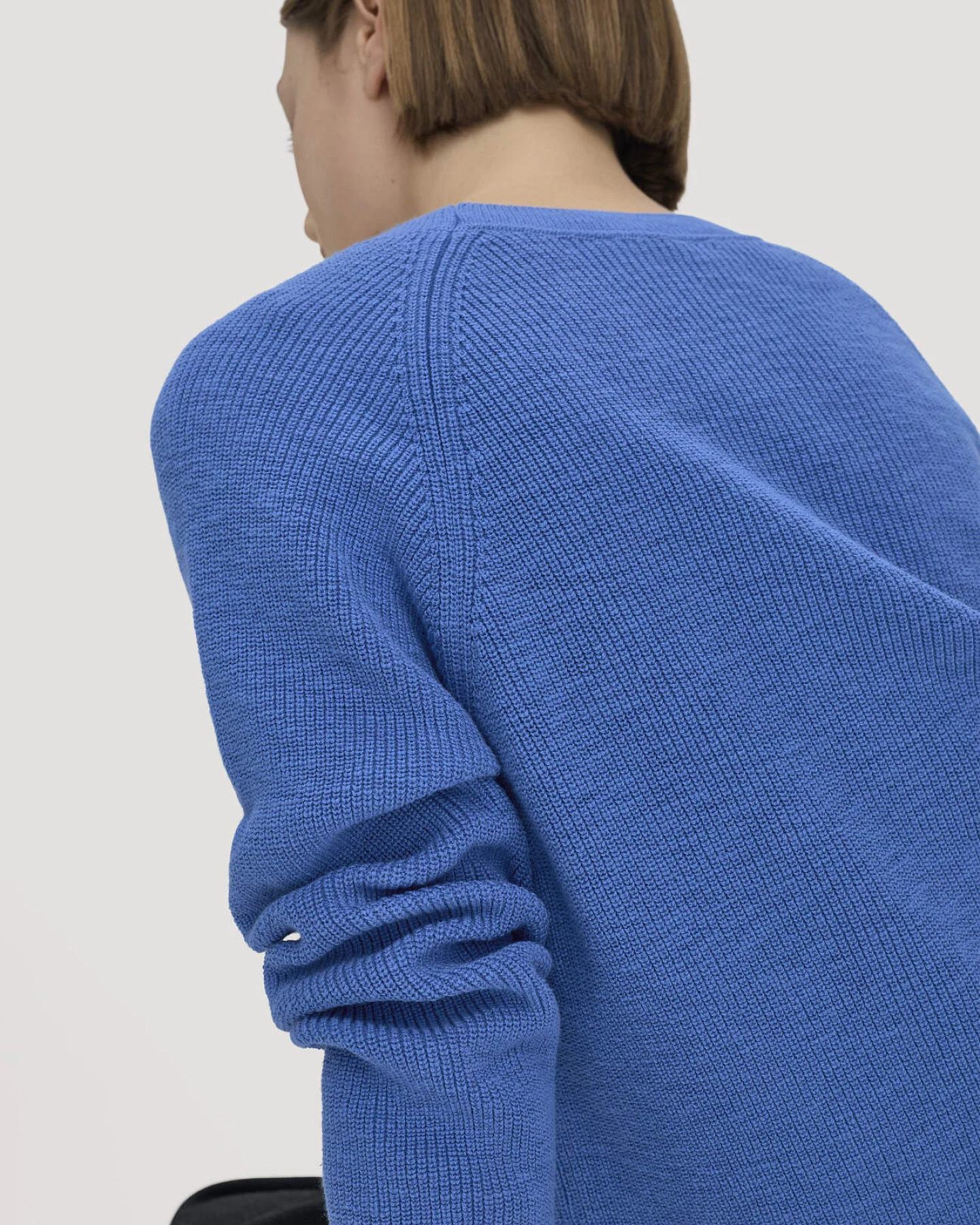 hessnatur Damen Pullover Relaxed aus Bio-Baumwolle - blau - Größe XS – Ansicht 4