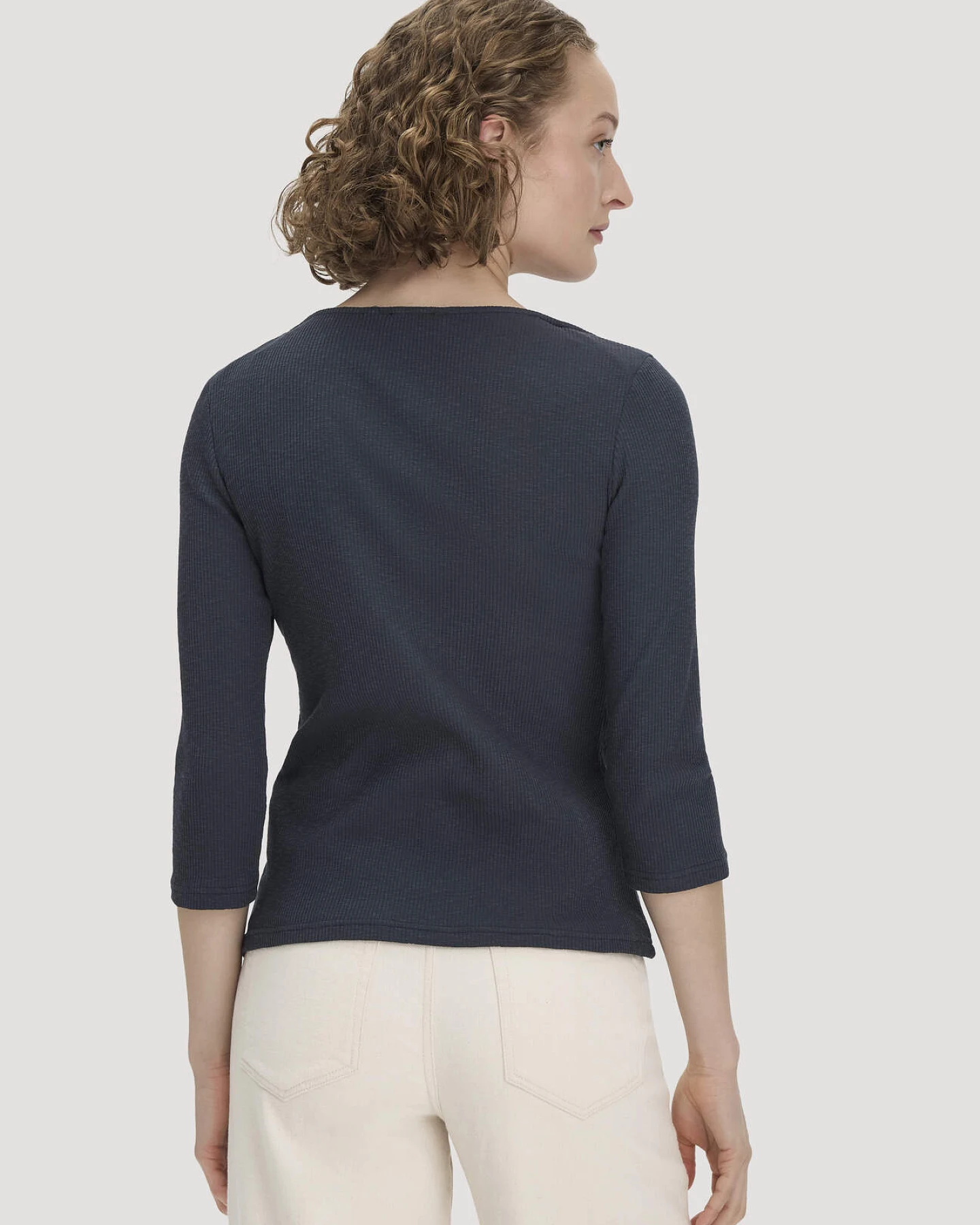 hessnatur Damen Boatneck Shirt Slim aus Bio-Baumwolle - blau - Größe 36 – Ansicht 3