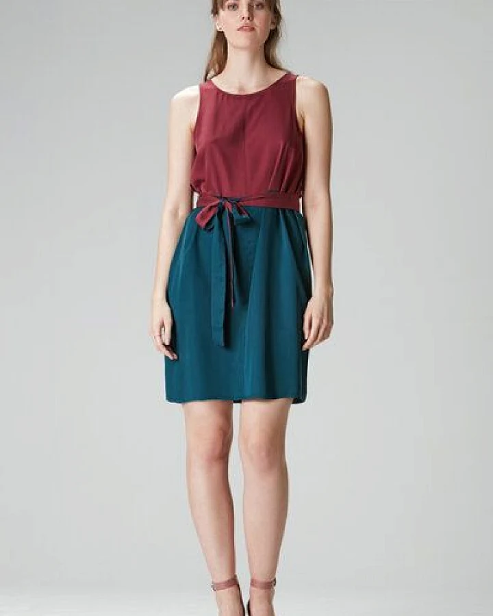 Studio Hertzberg Tulpinaa Kleid bordeaux/grün