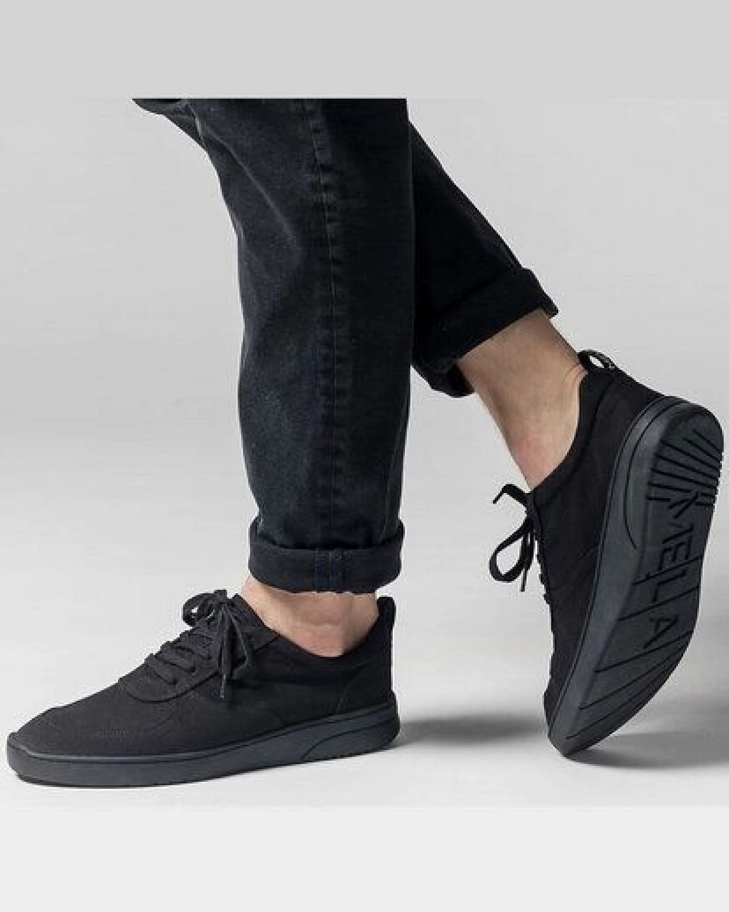 Damen Sneakers all black von MELAWEAR - GOTS zertifiziert – Ansicht 3