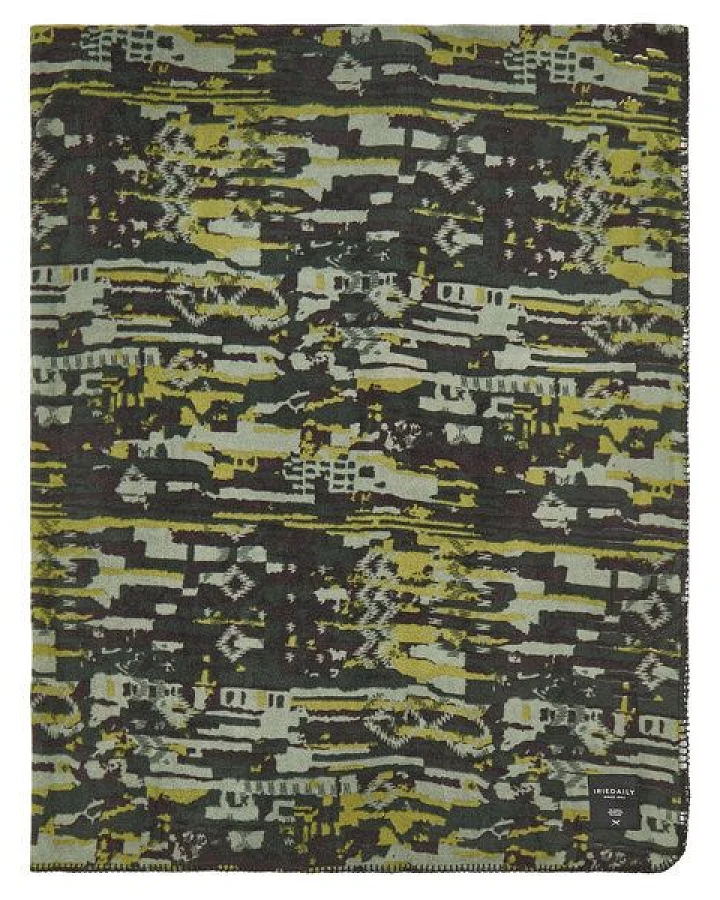 Iriedaily Faving Fleece Blanket