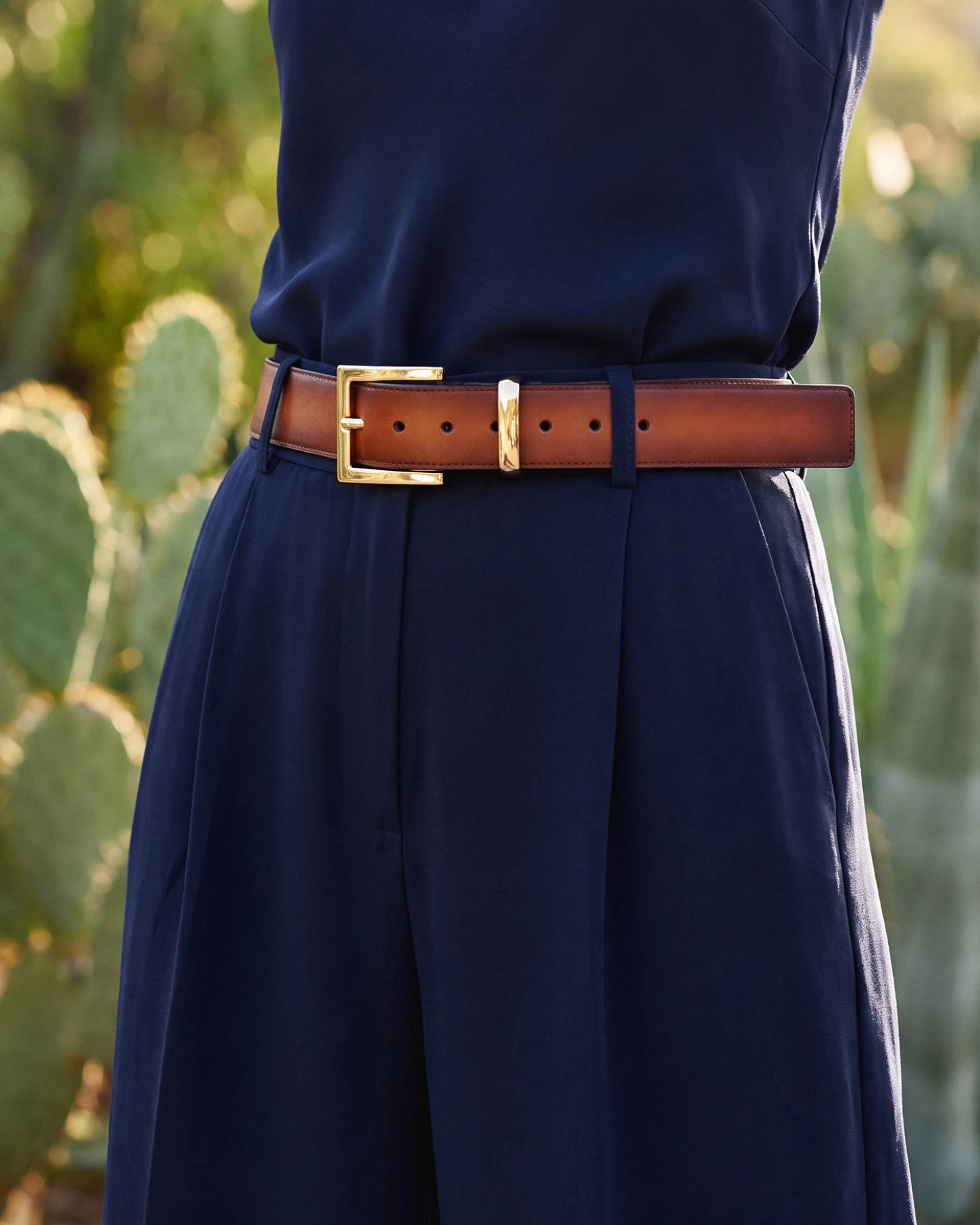 NAE Damen vegan Gürtel Naves Brown – Ansicht 2