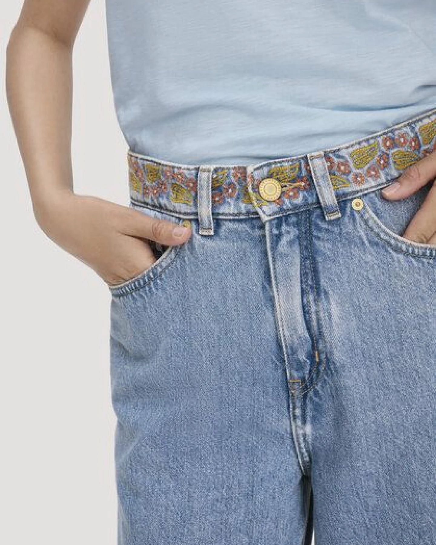 hessnatur Jeans ALVA Wide Leg Embroidery aus Bio-Baumwolle mit TENCEL Lyocell – Ansicht 2