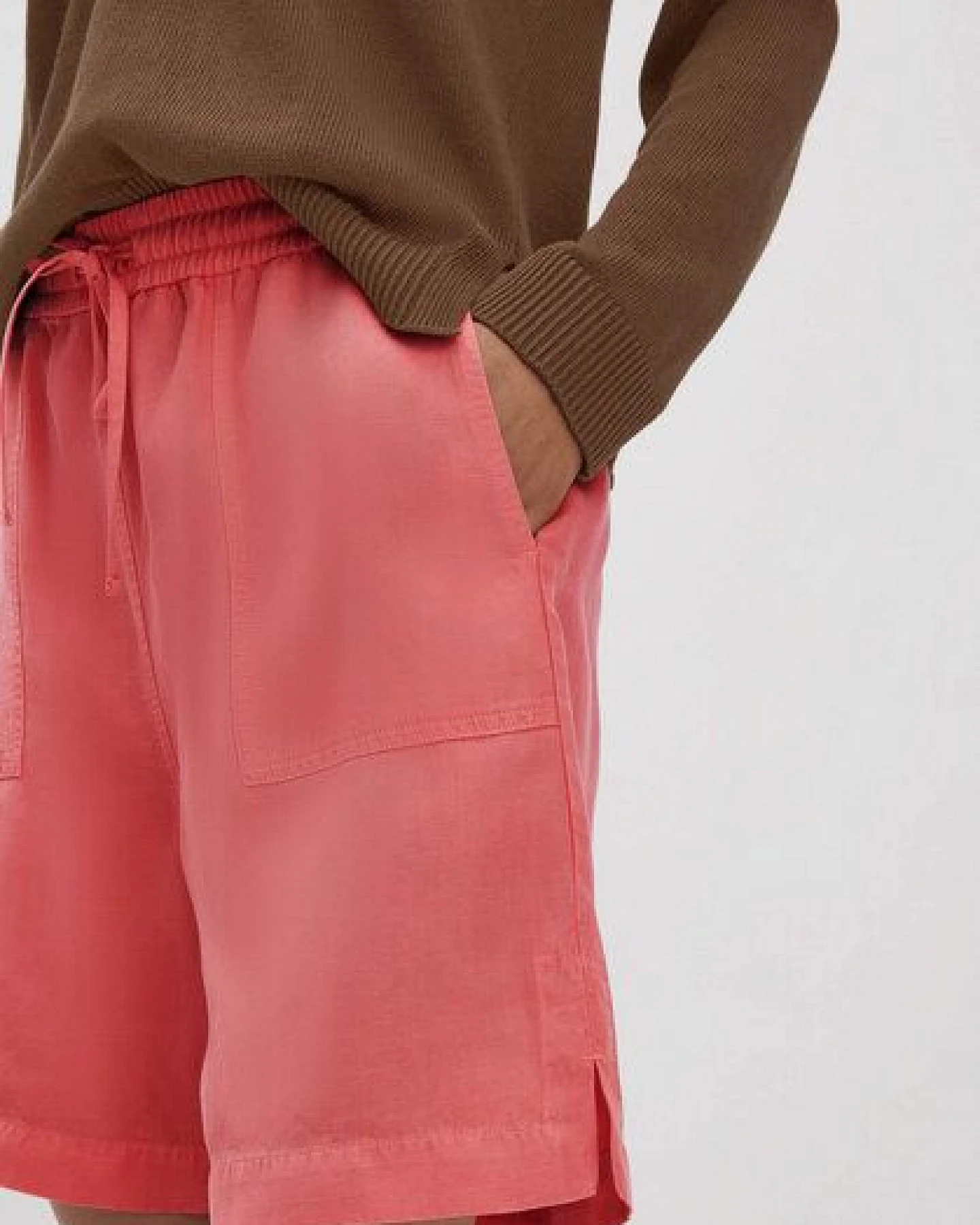 hessnatur Shorts Relaxed aus weichem TENCEL Lyocell mit Leinen – Ansicht 2