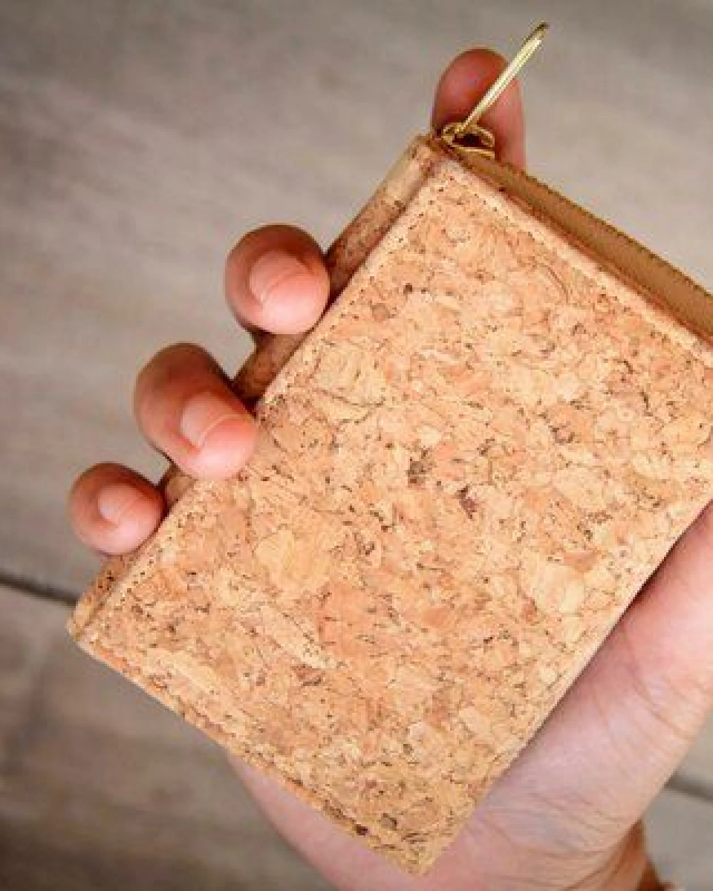 BY COPALA Handgefertigte dreifache Geldbörse, Portemonnaie aus Kork, einmalige Geschenke, Geldbeutel Damen/ Herren, Brieftasche mit Kartenfächern – Ansicht 3