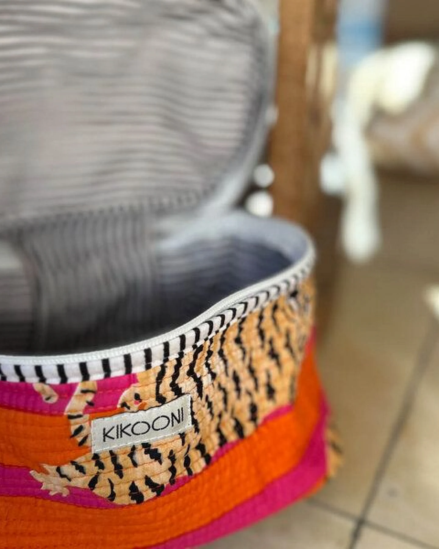 KIKOONI handgefertigte Kosmetiktasche "BIG BEAUTY" – Ansicht 2
