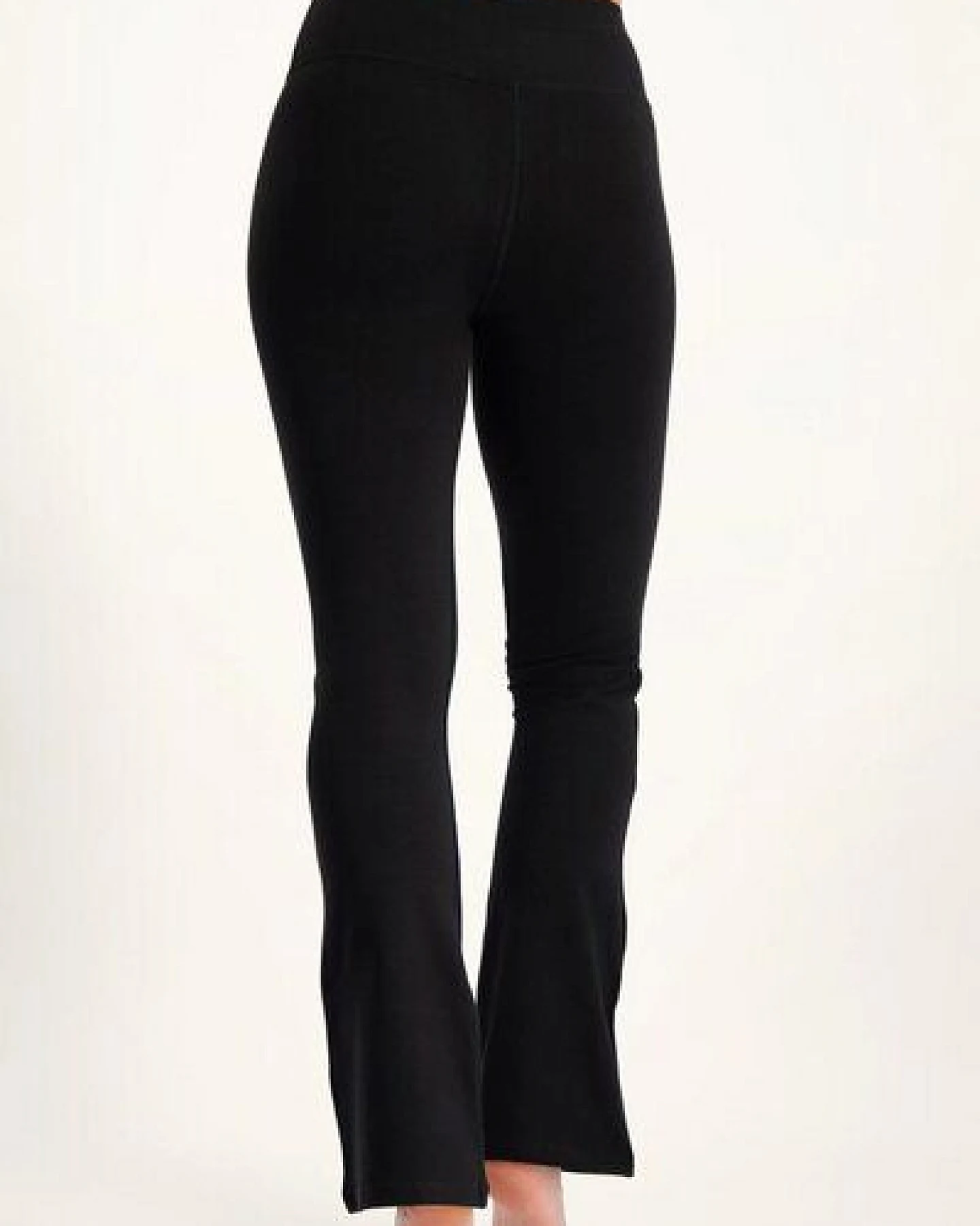 Urban Goddess Flared Yogahose Anandafied – Ansicht 3