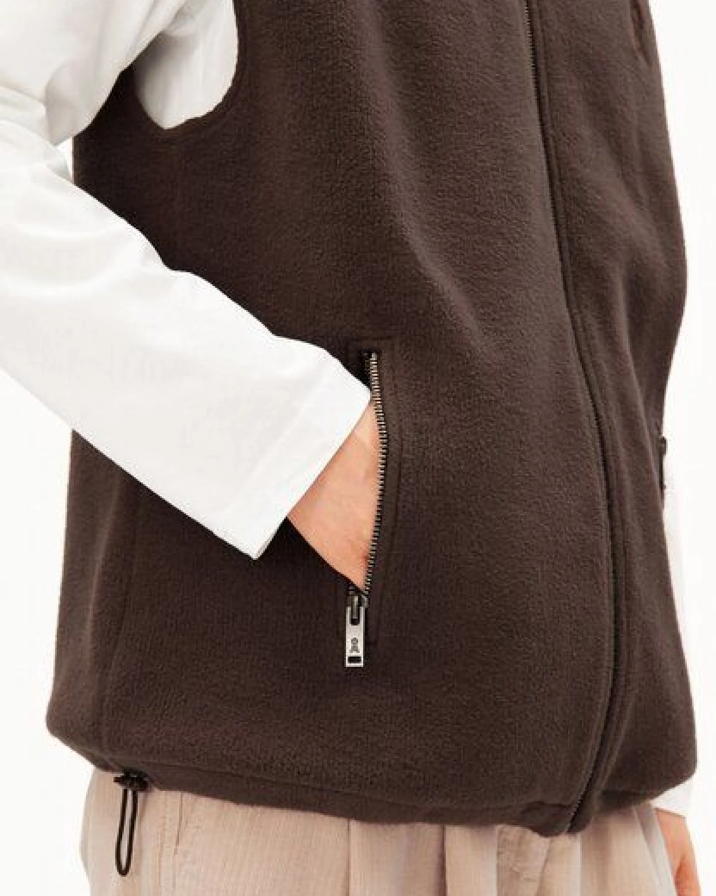 ARMEDANGELS COTTON FLEECE Damen Weste aus Bio-Baumwolle – Ansicht 4