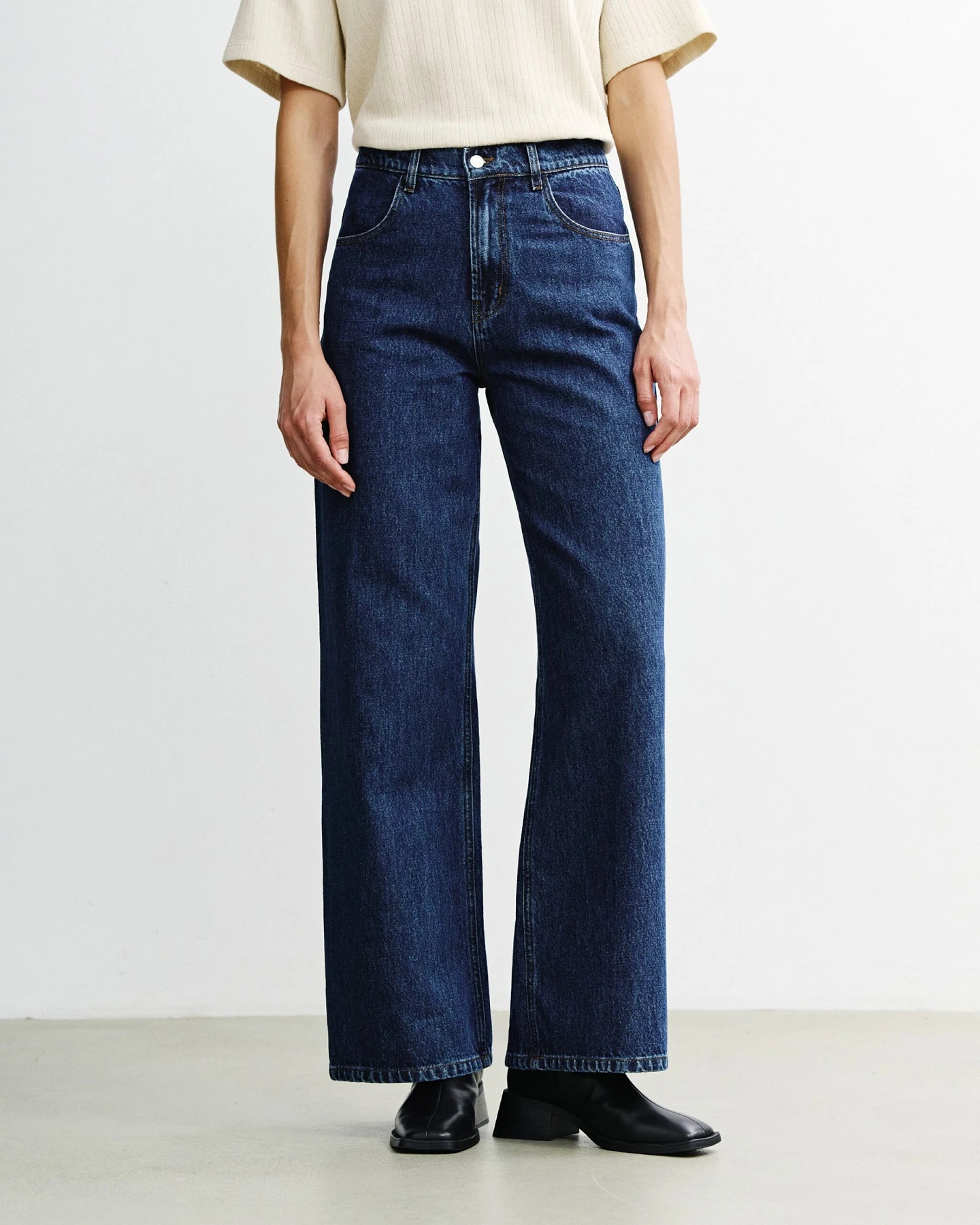 Rotholz Damen vegan Jeans Mit Ausgestelltem Bein, Dunkelblau – Ansicht 2