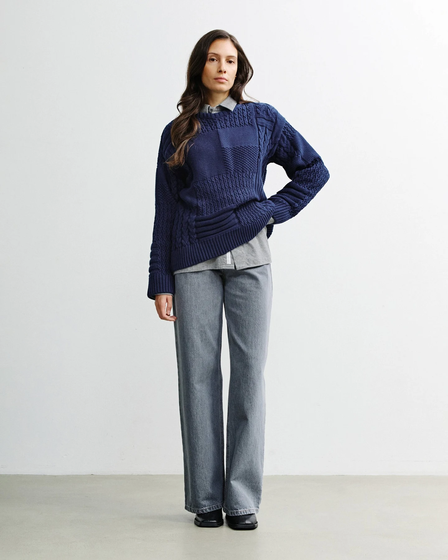 Rotholz Damen vegan Sweatshirt Aus Patchwork-Strick, Dunkelblau – Ansicht 2