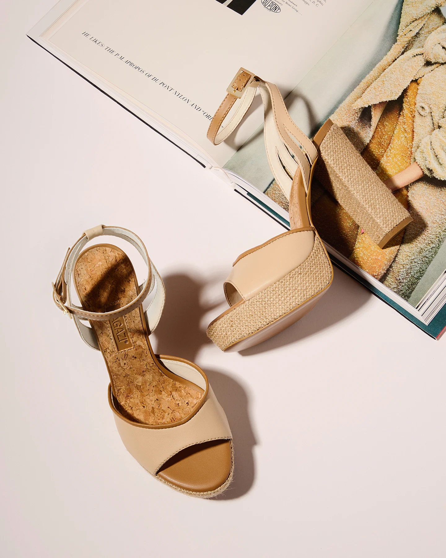 AGAZI Damen vegan Sandalen Wedge Beige – Ansicht 2