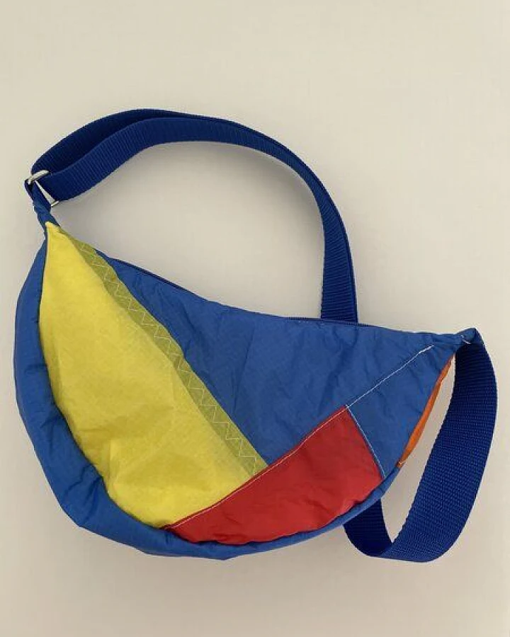 Skrabak Upcycling-Bauchtasche aus Segeltuch (handgefertigte Unikate)
