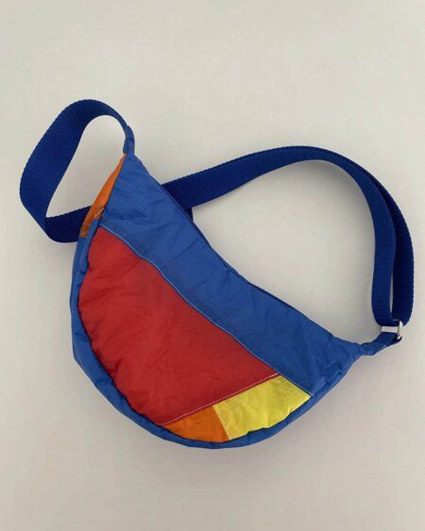 Skrabak Upcycling-Bauchtasche aus Segeltuch (handgefertigte Unikate) – Ansicht 2