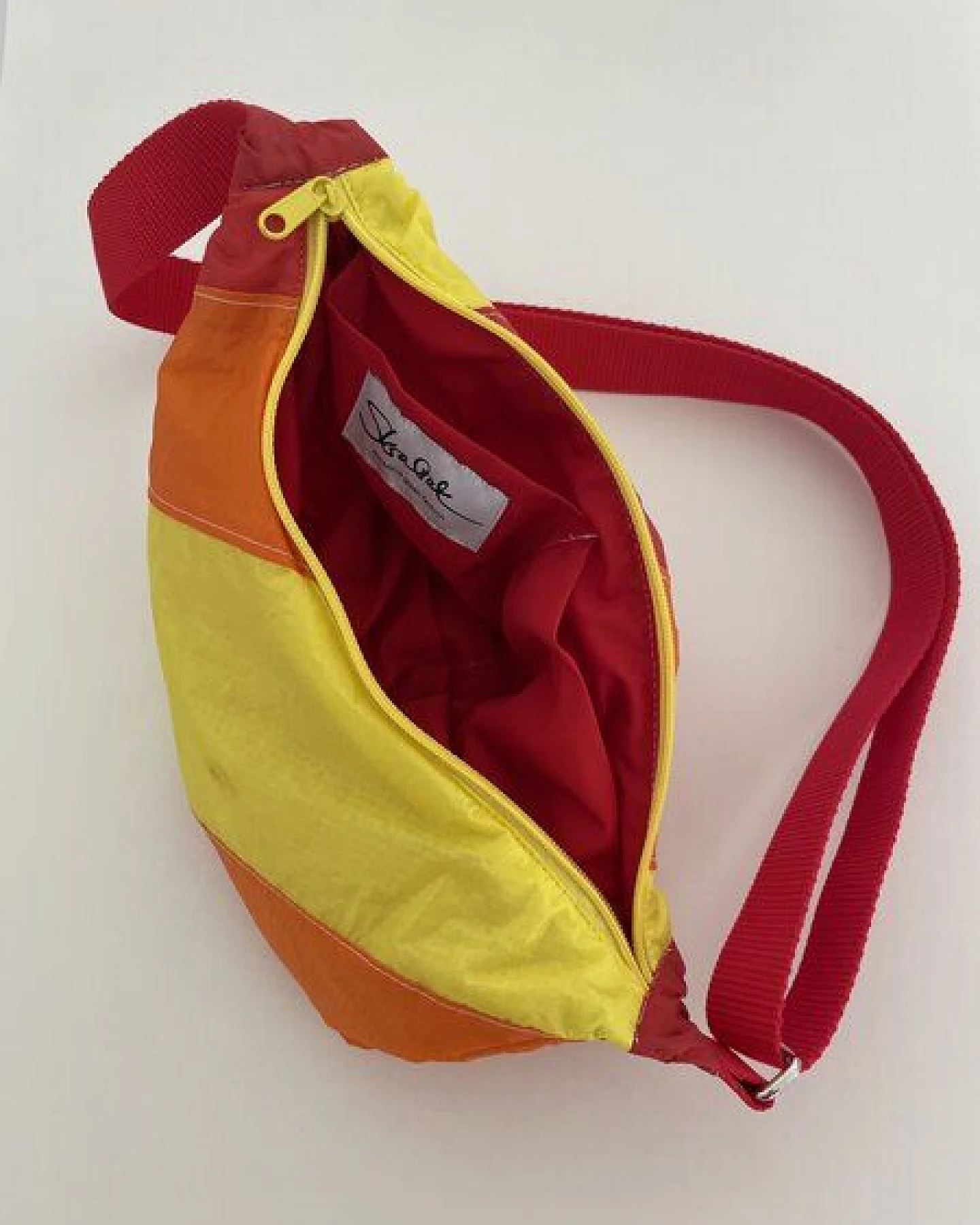 Skrabak Upcycling-Bauchtasche aus Segeltuch (handgefertigte Unikate) – Ansicht 3