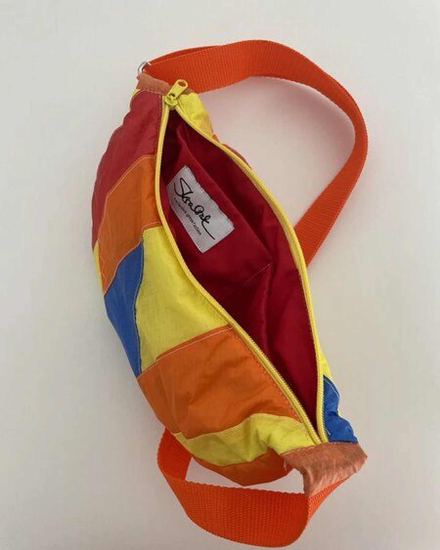 Skrabak Upcycling-Bauchtasche aus Segeltuch (handgefertigte Unikate) – Ansicht 3