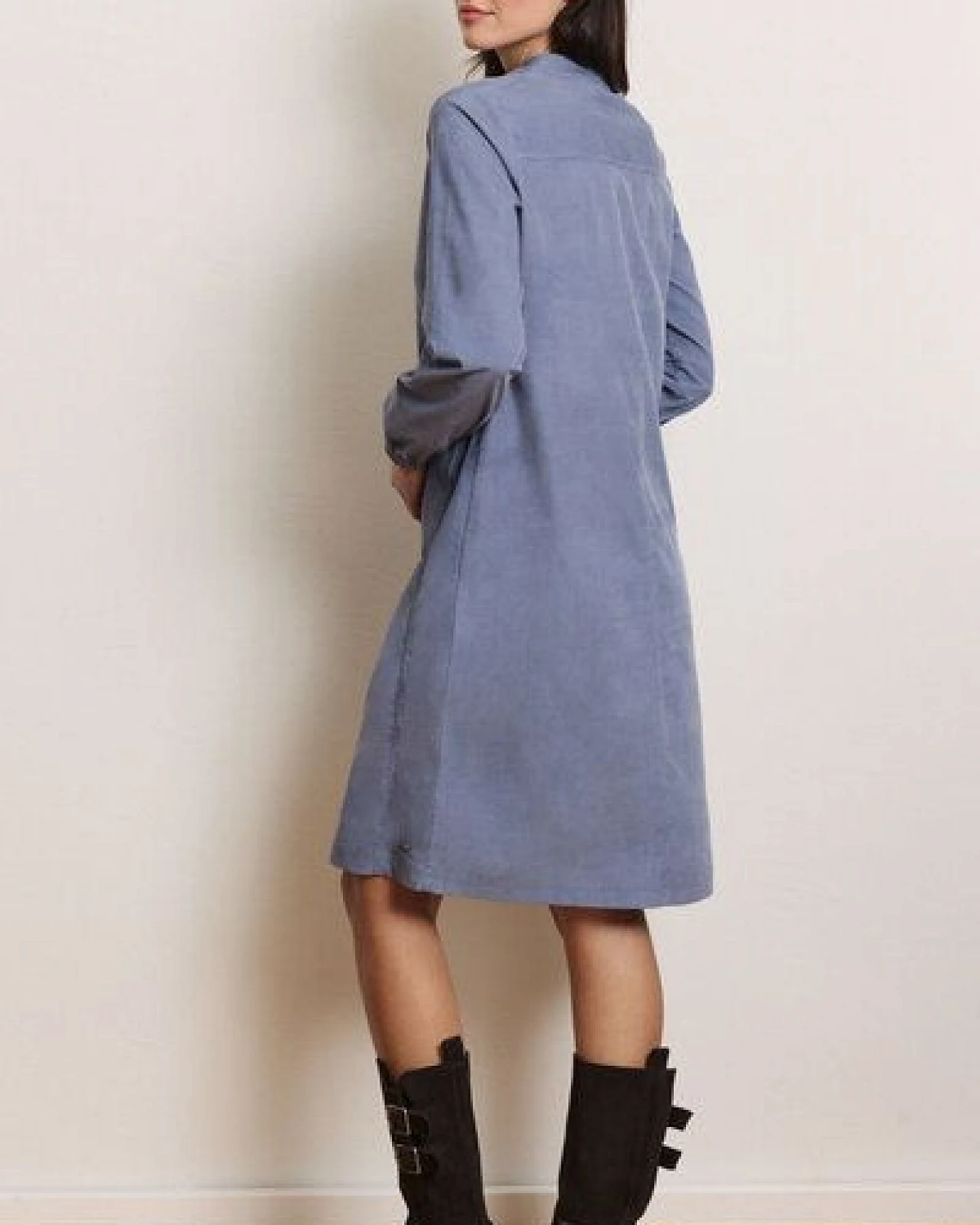TRANQUILLO Cordkleid Jelskee aus GOTS-Bio-Baumwolle – Ansicht 3