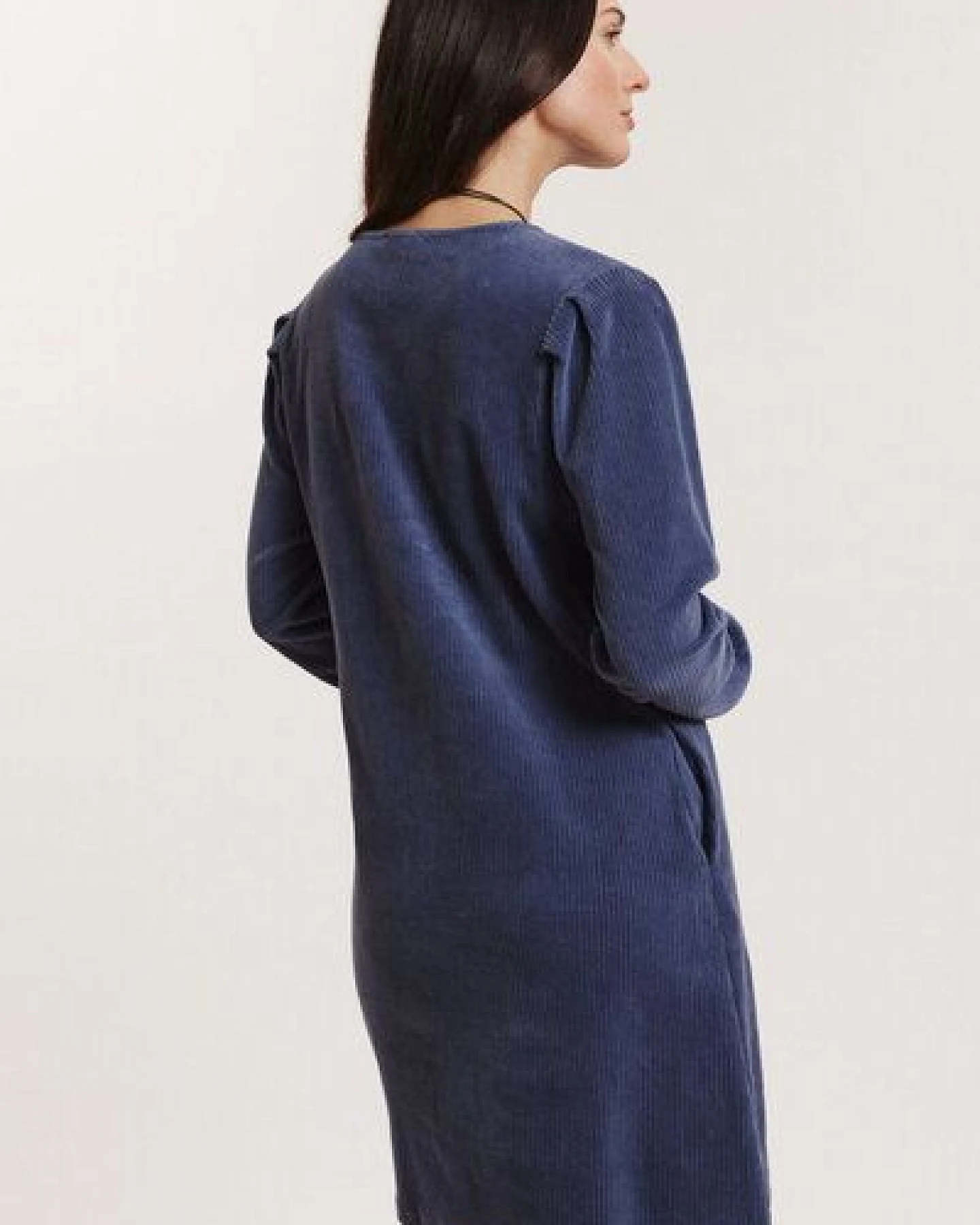 TRANQUILLO Nickicord-Kleid Maaia aus GOTS-Bio-Baumwolle – Ansicht 2