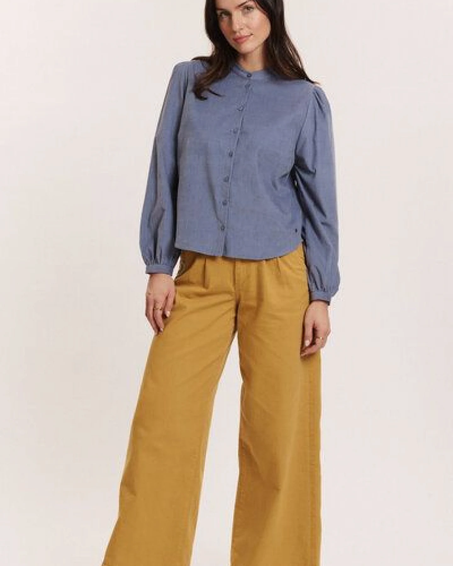 TRANQUILLO Cordbluse Anitaa aus GOTS-Bio-Baumwolle – Ansicht 4