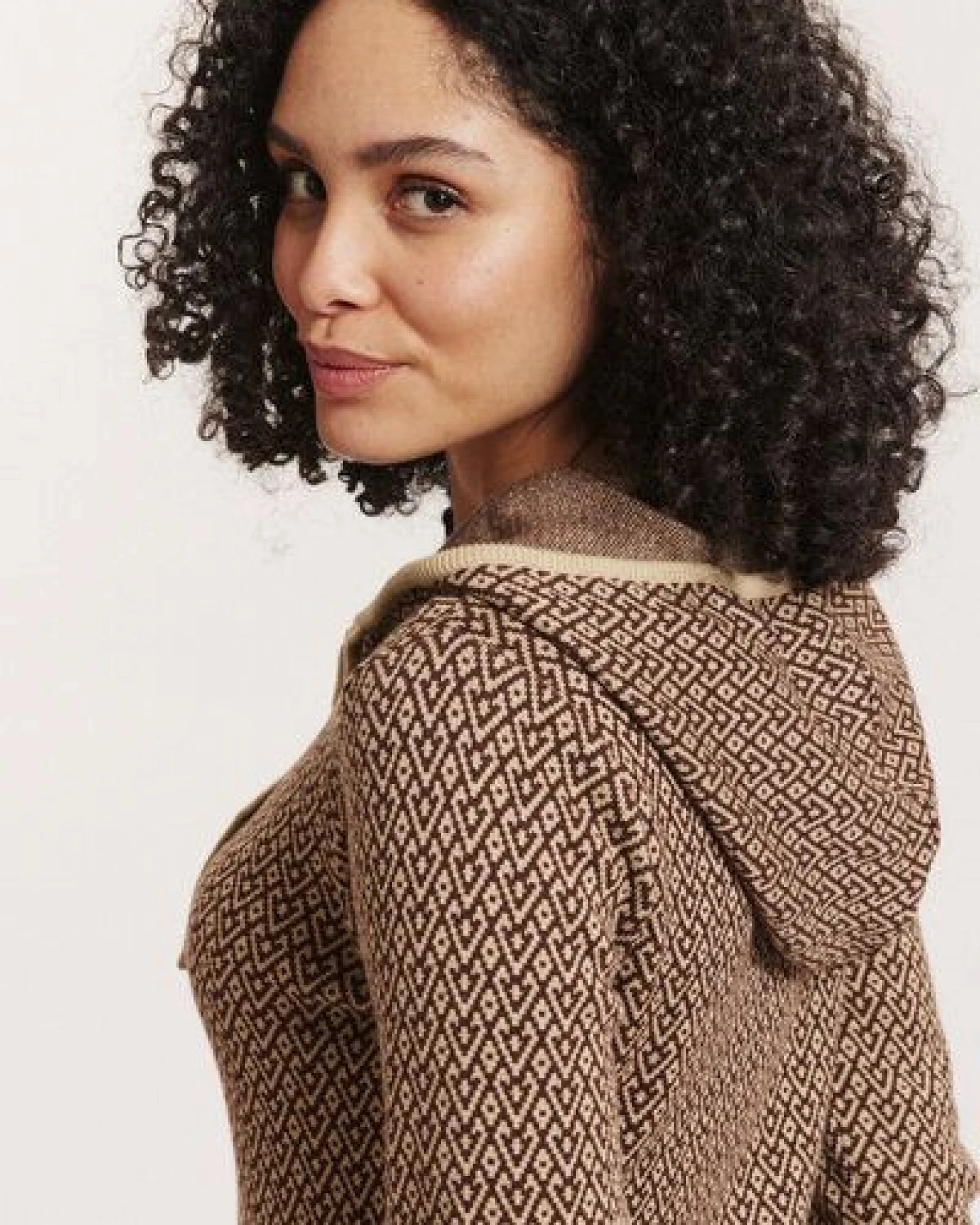 TRANQUILLO Jacquard-Jacke Nadjaa aus GOTS-Bio-Baumwolle – Ansicht 3