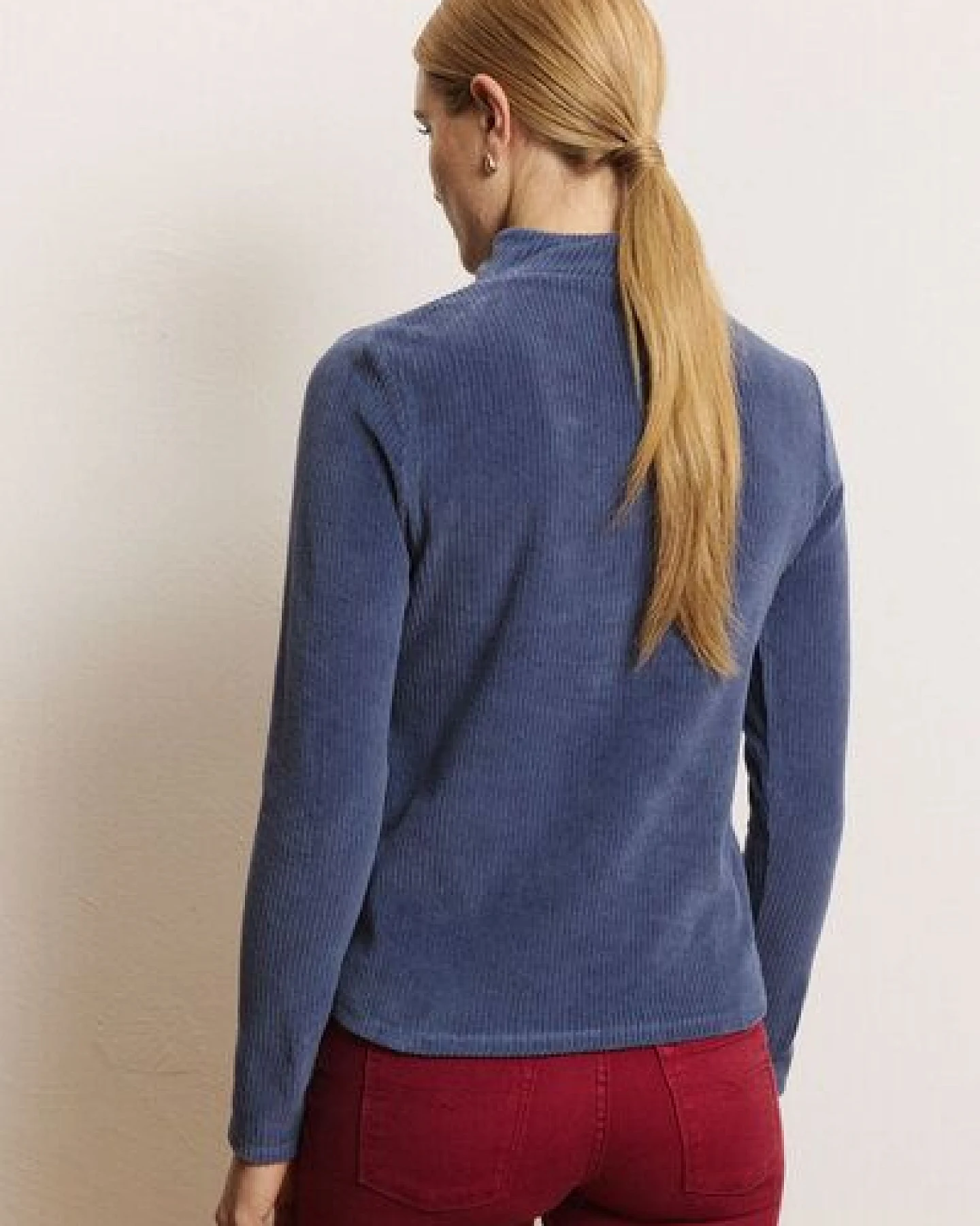 TRANQUILLO Nickicord-Sweatshirt Selinaa aus GOTS-Bio-Baumwolle – Ansicht 3