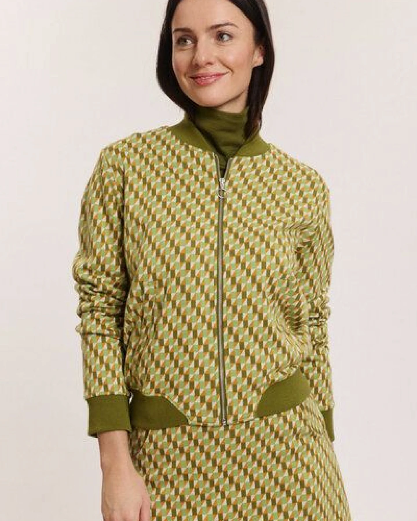 TRANQUILLO Jacquard-Blouson-Jacke Bimbaa aus GOTS-Bio-Baumwolle – Ansicht 2