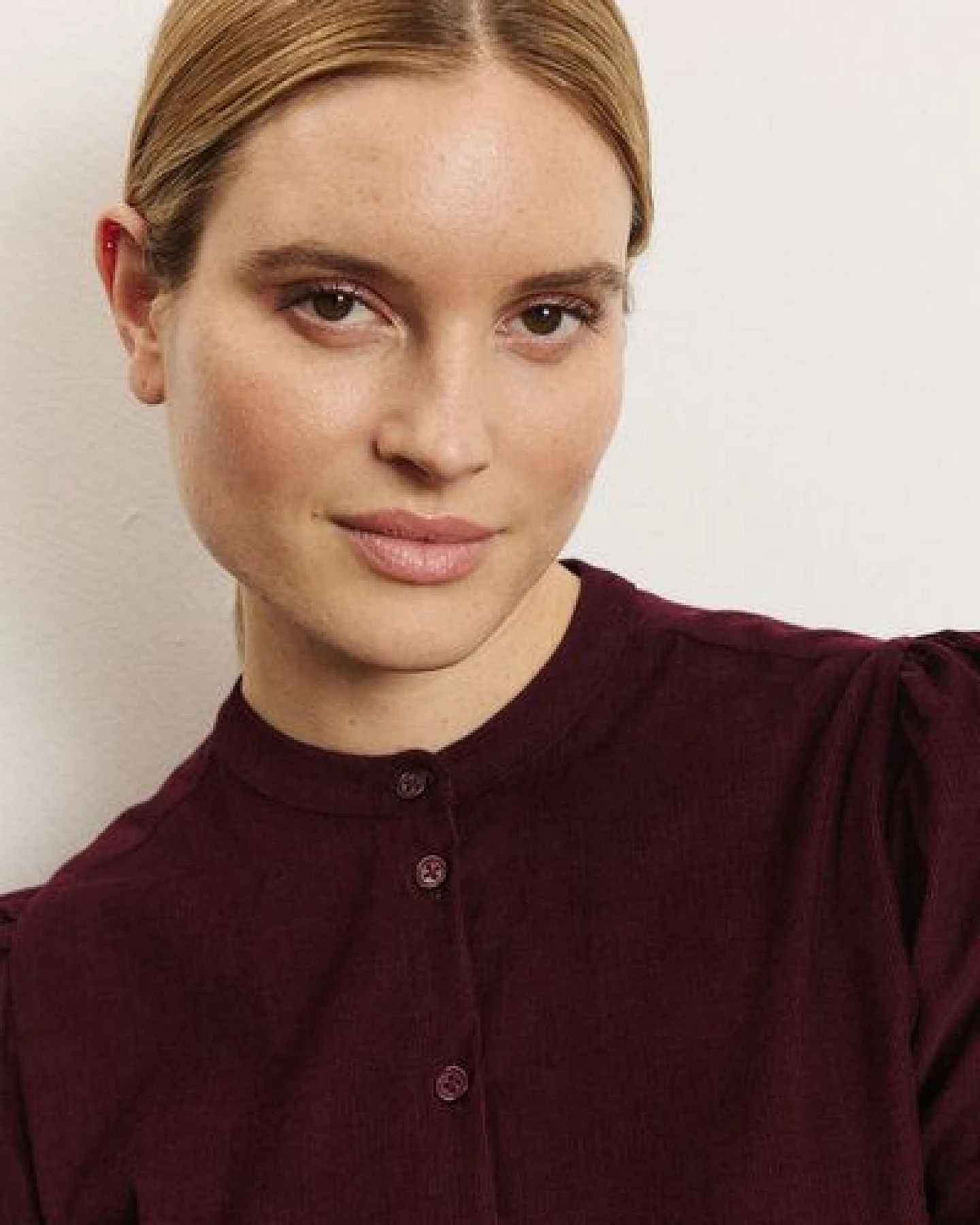 TRANQUILLO Cordbluse Anitaa aus GOTS-Bio-Baumwolle – Ansicht 3