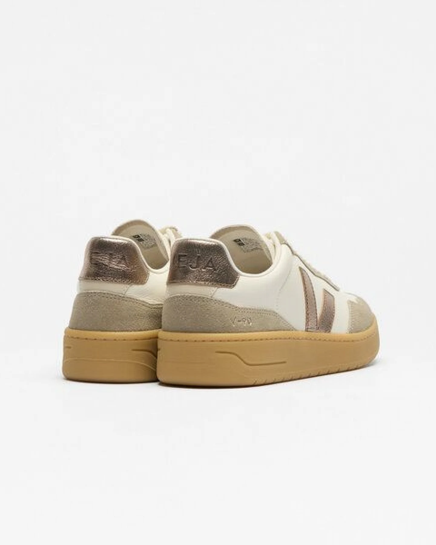 Veja Damen-Sneaker V-90 OT Leather Pure Bronze Natural – Ansicht 2