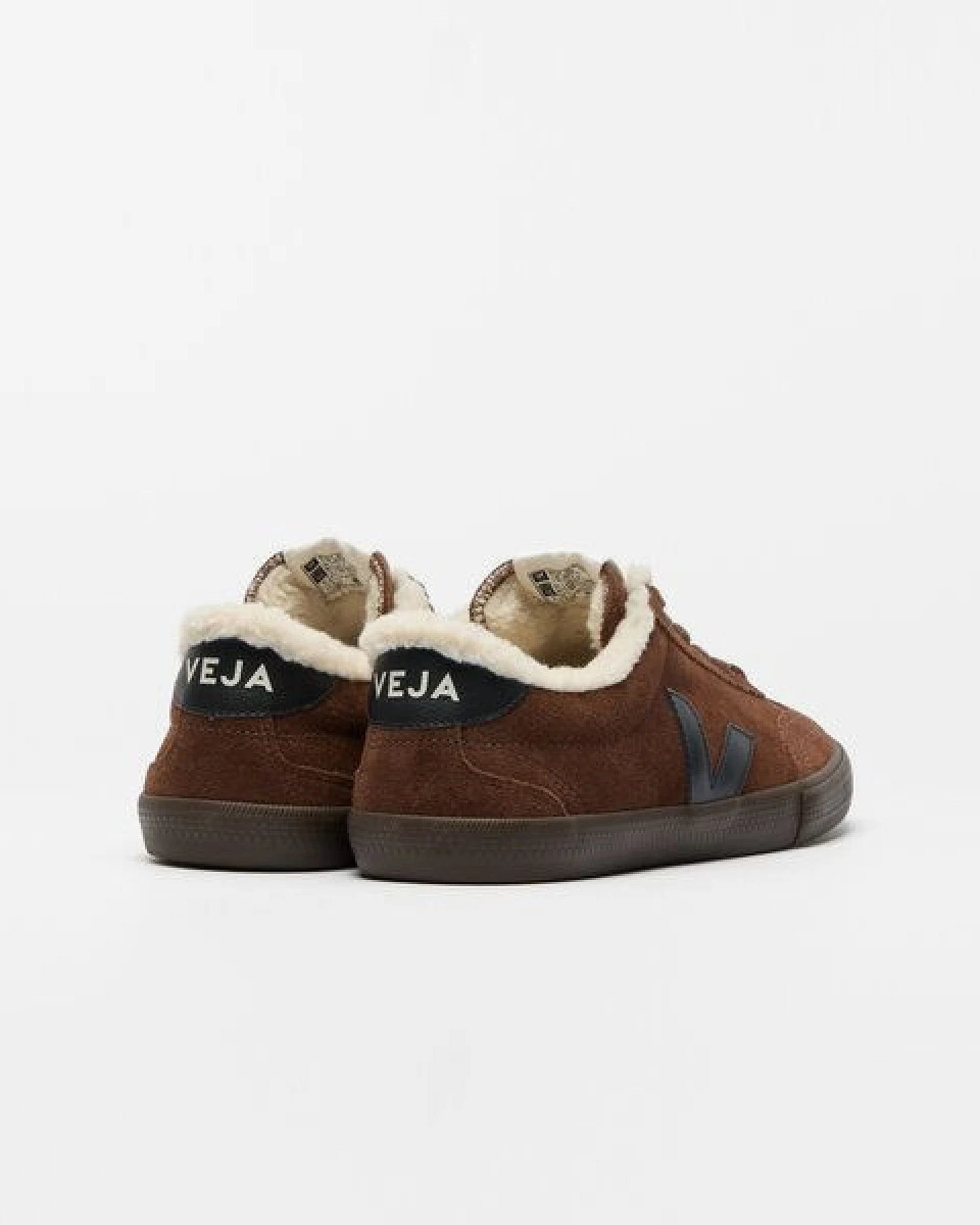 Veja Damen-Sneaker Volley Winter Suede Walnut Black Eagle – Ansicht 2