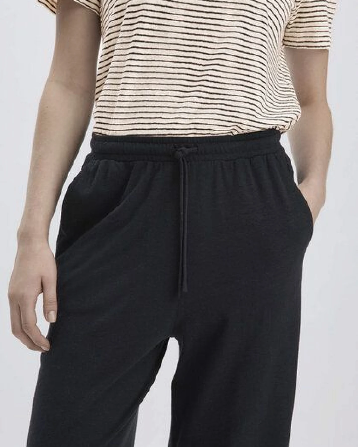 hessnatur Jersey Hose Wide Leg Relaxed aus reiner Bio-Baumwolle mit Leinen – Ansicht 2
