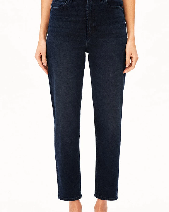 ARMEDANGELS Damen vegan Jeans Mairaa Mom Deepwater