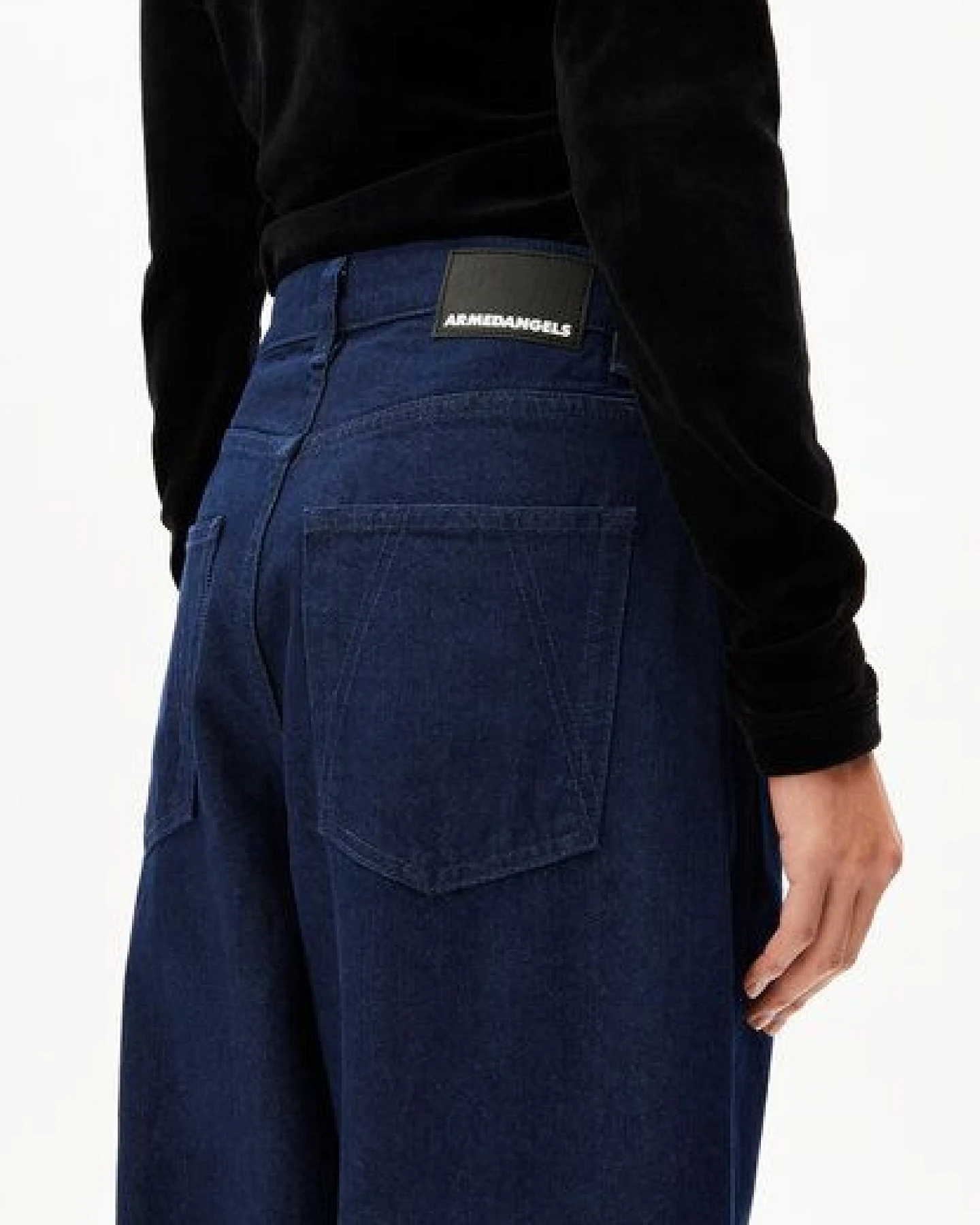 ARMEDANGELS BAARELL Damen Barrel Jeans recycelte Baumwolle – Ansicht 3