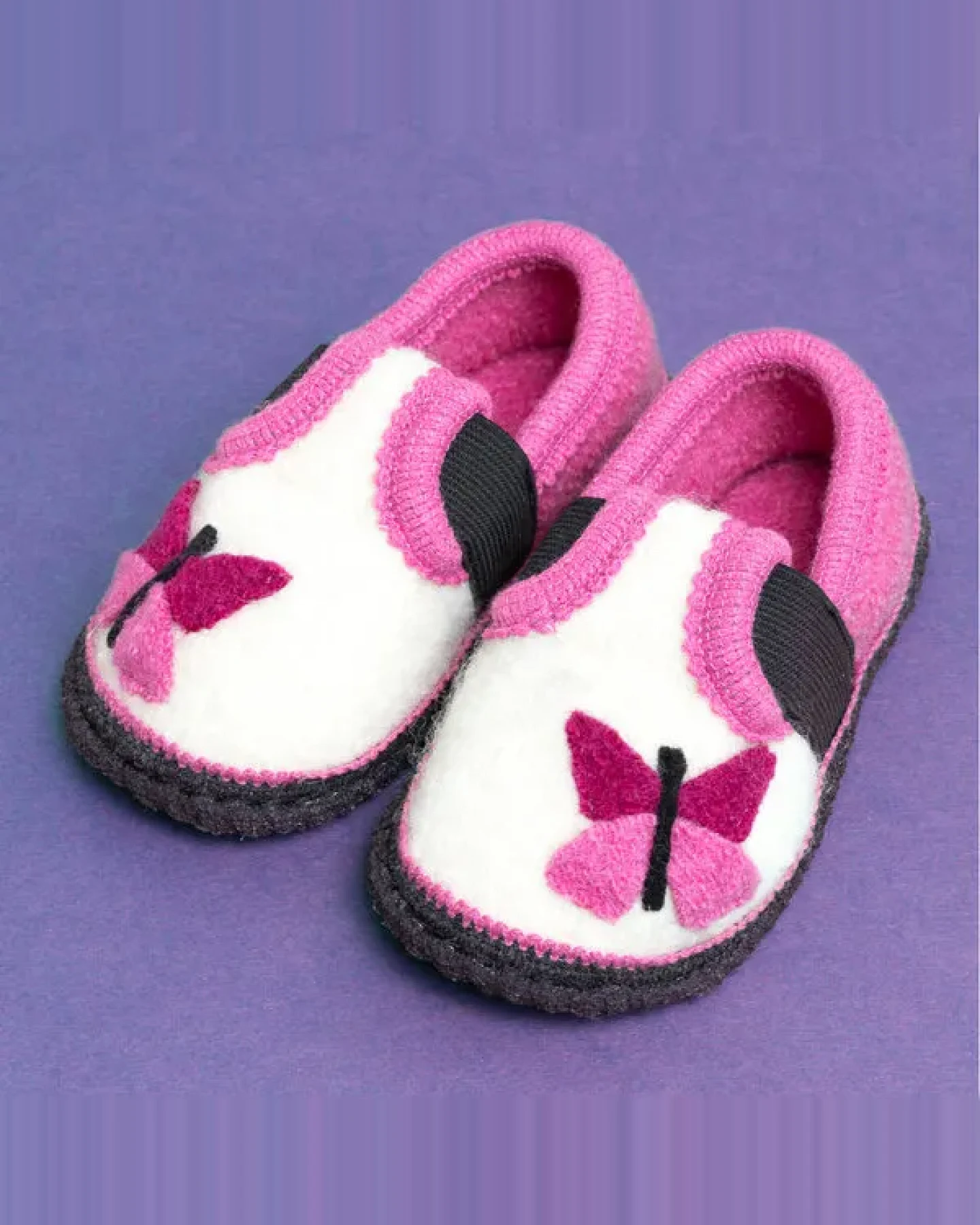 Kitz-Pichler Bobby Schmetterling Kinder-Hausschuh für Jungen & Mädchen aus 100% Wolle - Warme Filz-Pantoffel – Ansicht 3