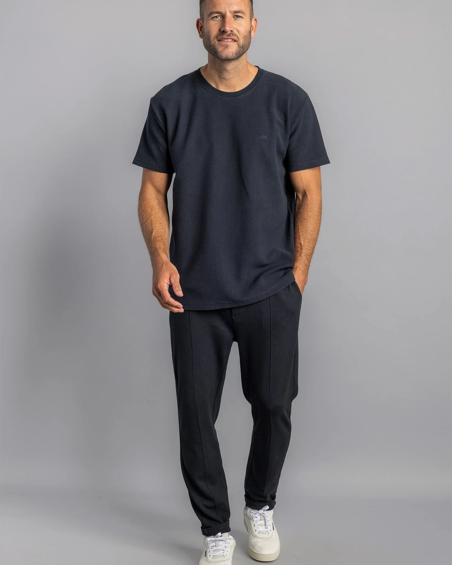 DIRTS Herren vegan T-Shirt Ottomane Asche Schwarz – Ansicht 2