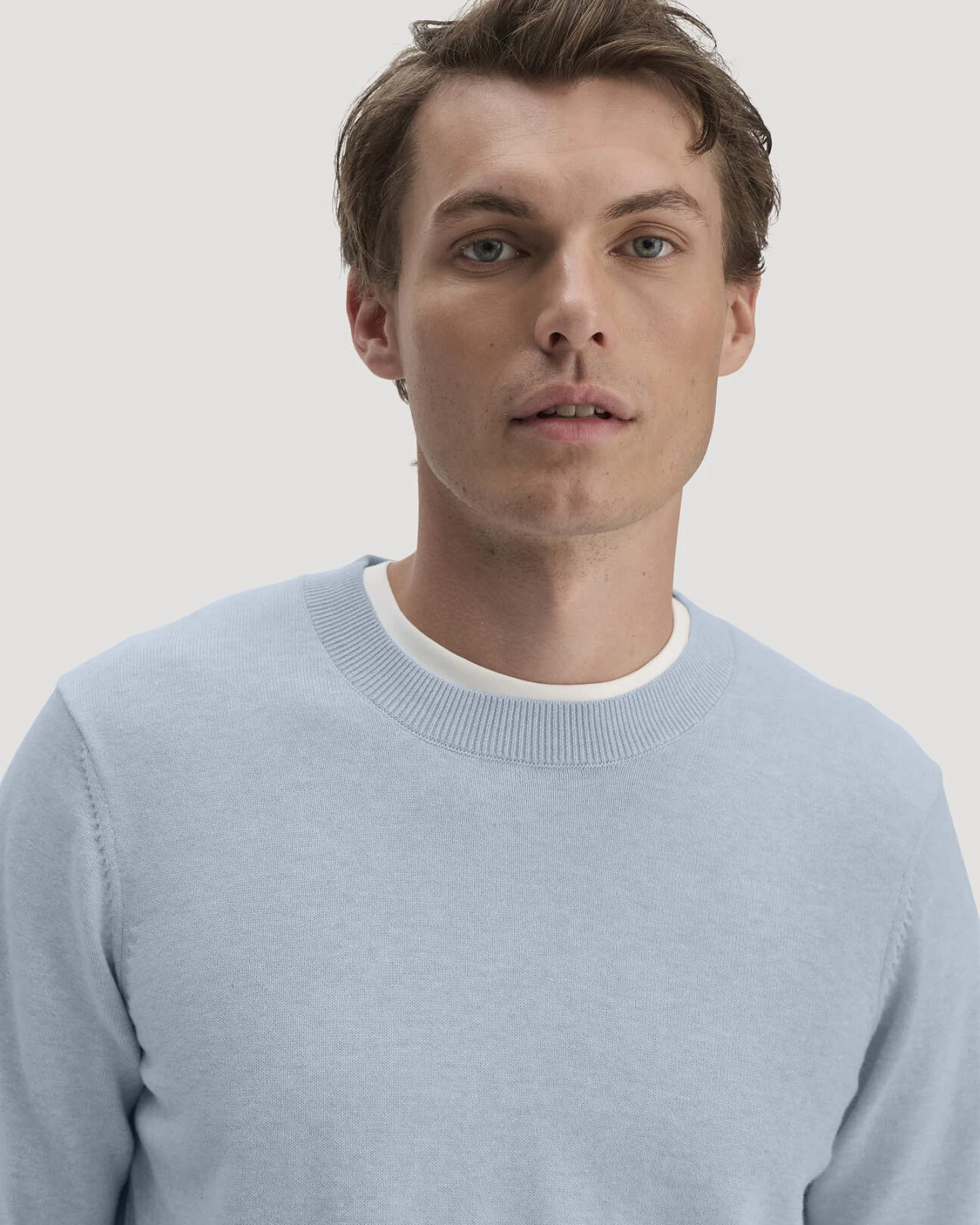 hessnatur Herren Strick Pullover Regular aus Bio-Baumwolle - blau - Größe S – Ansicht 4