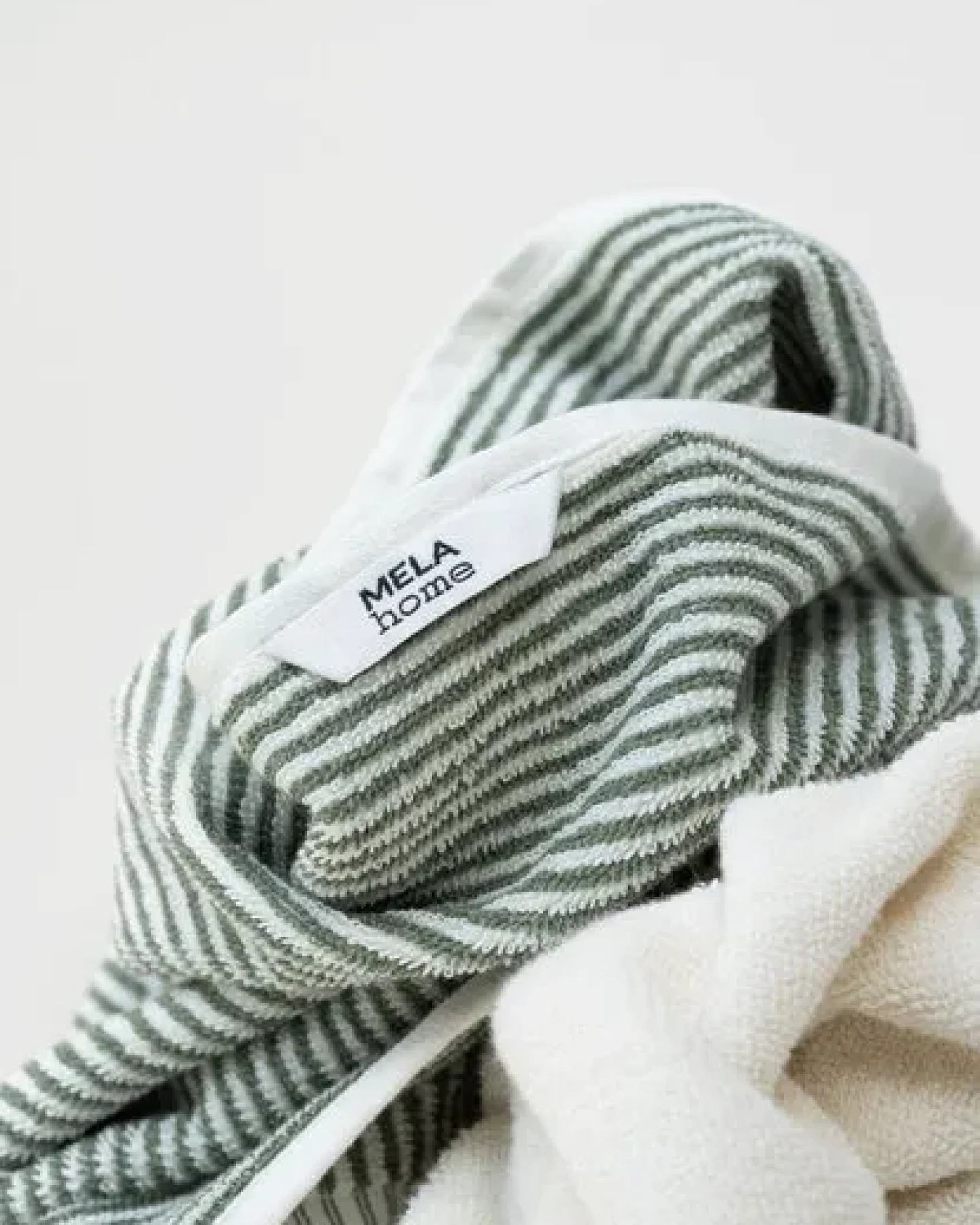 MELA Handtuch Style TANVI Stripes aus 100% Bio-Baumwolle – Ansicht 3