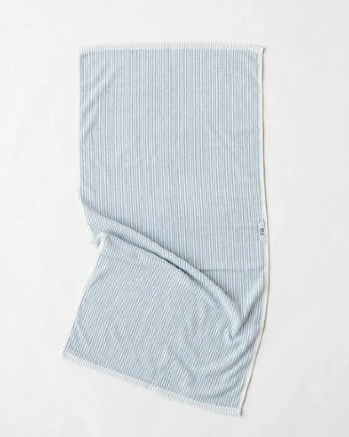 Cloudy Blue Gestreift