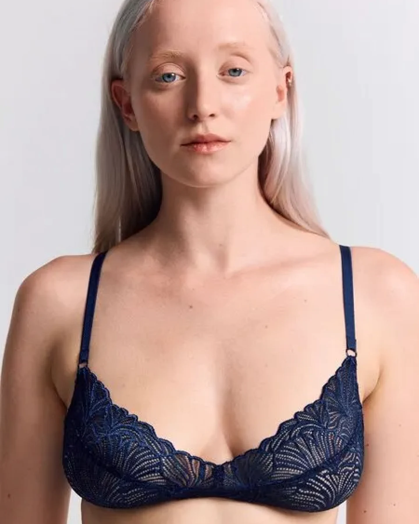 erlich textil Fluid Lace bügelloser BH mit Spitze aus recyceltem Polyamid, made in Europe – Ansicht 2