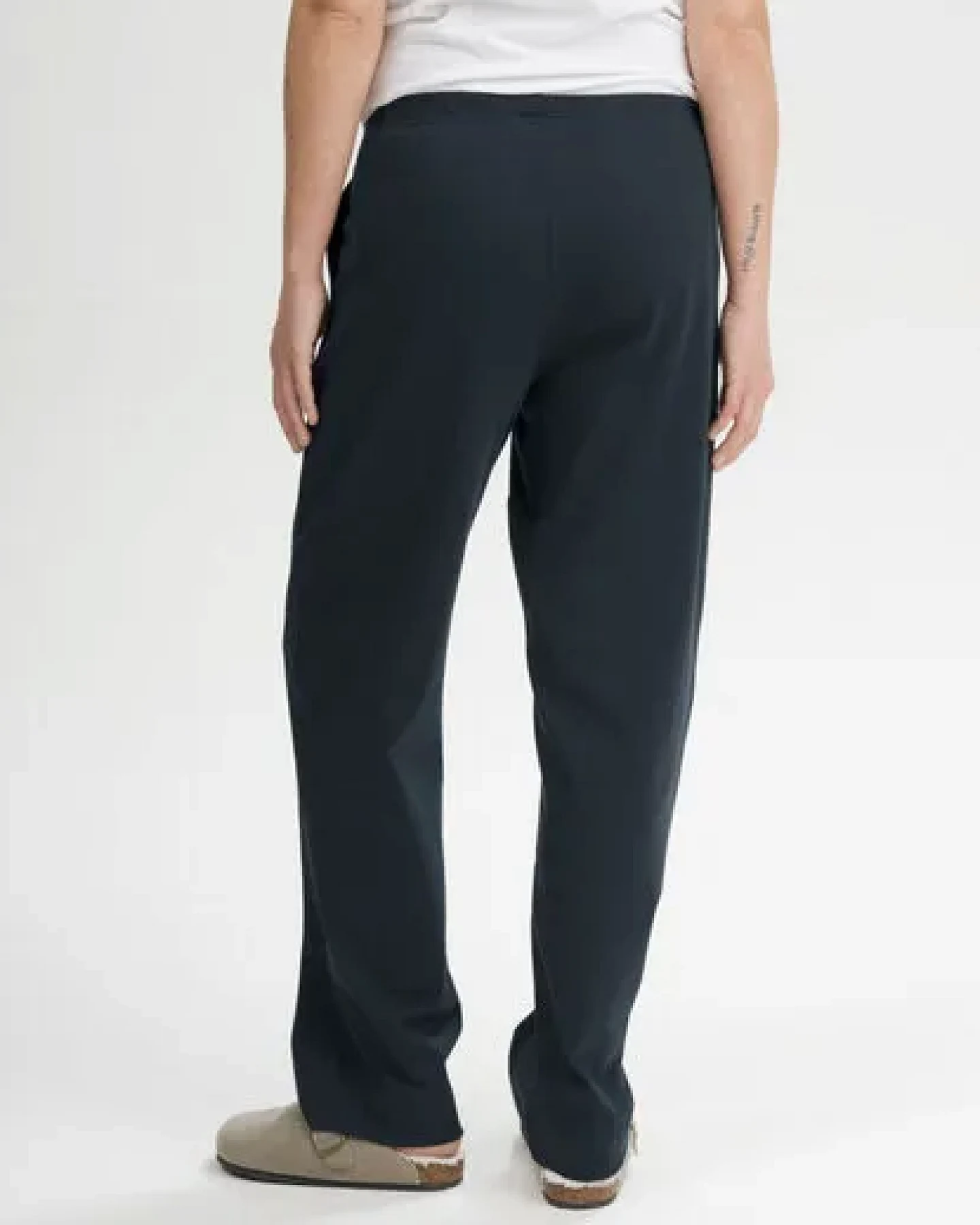 MELA Jersey Lounge Hose Style KIRANI aus 100% Bio-Baumwolle – Ansicht 3