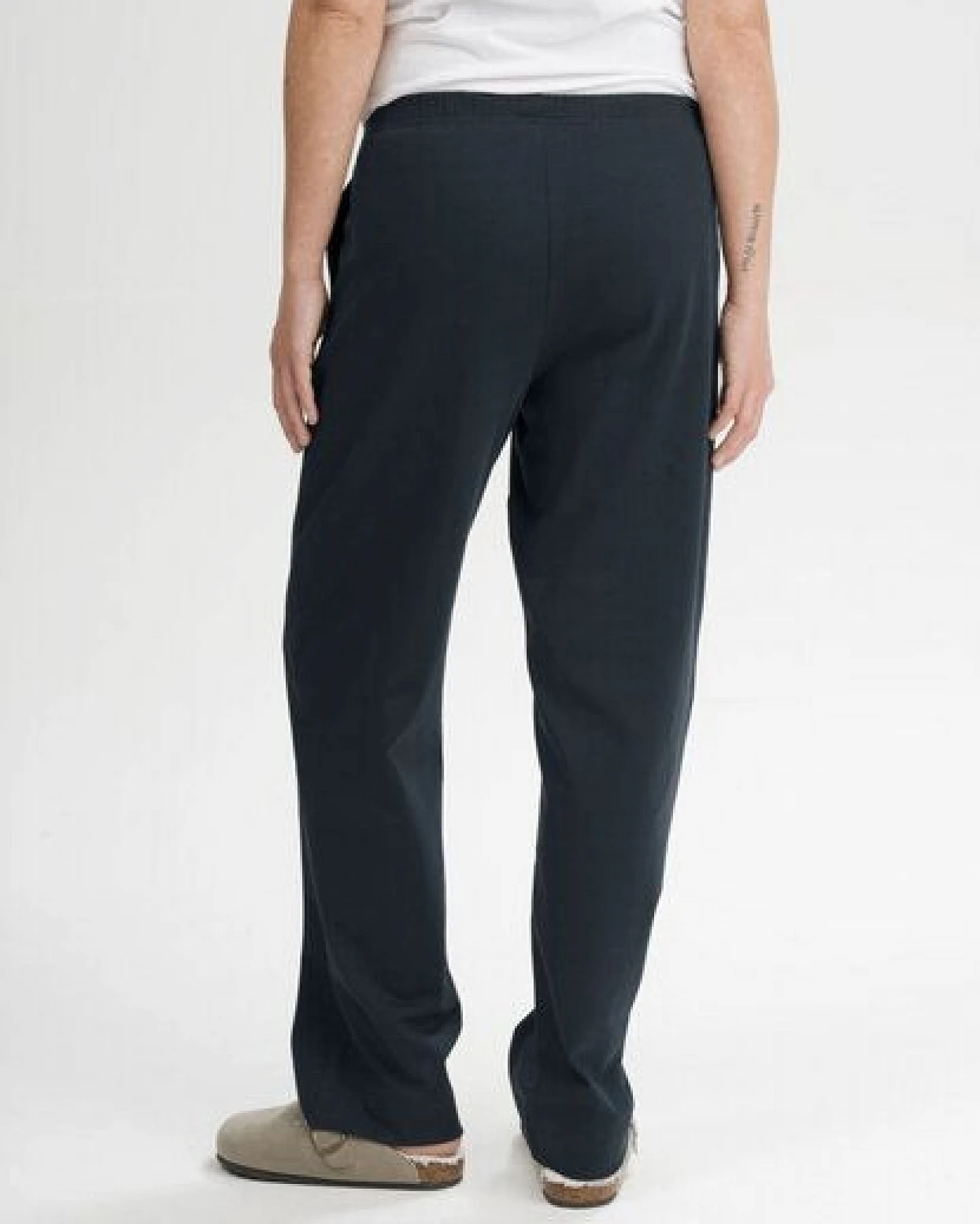 MELA Jersey Lounge Hose Style KIRANI aus 100% Bio-Baumwolle – Ansicht 3