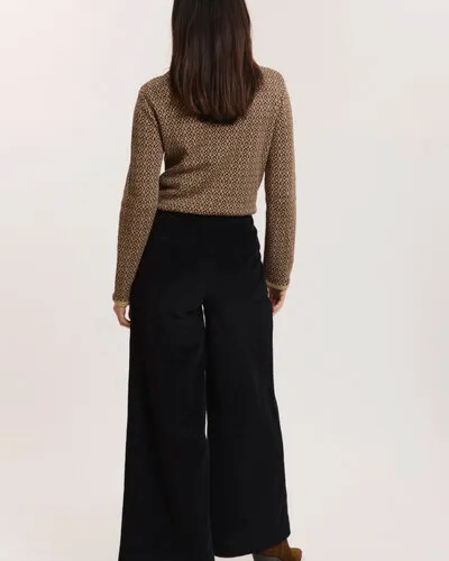 TRANQUILLO Cordhose Paolaa aus GOTS-Bio-Baumwolle – Ansicht 2
