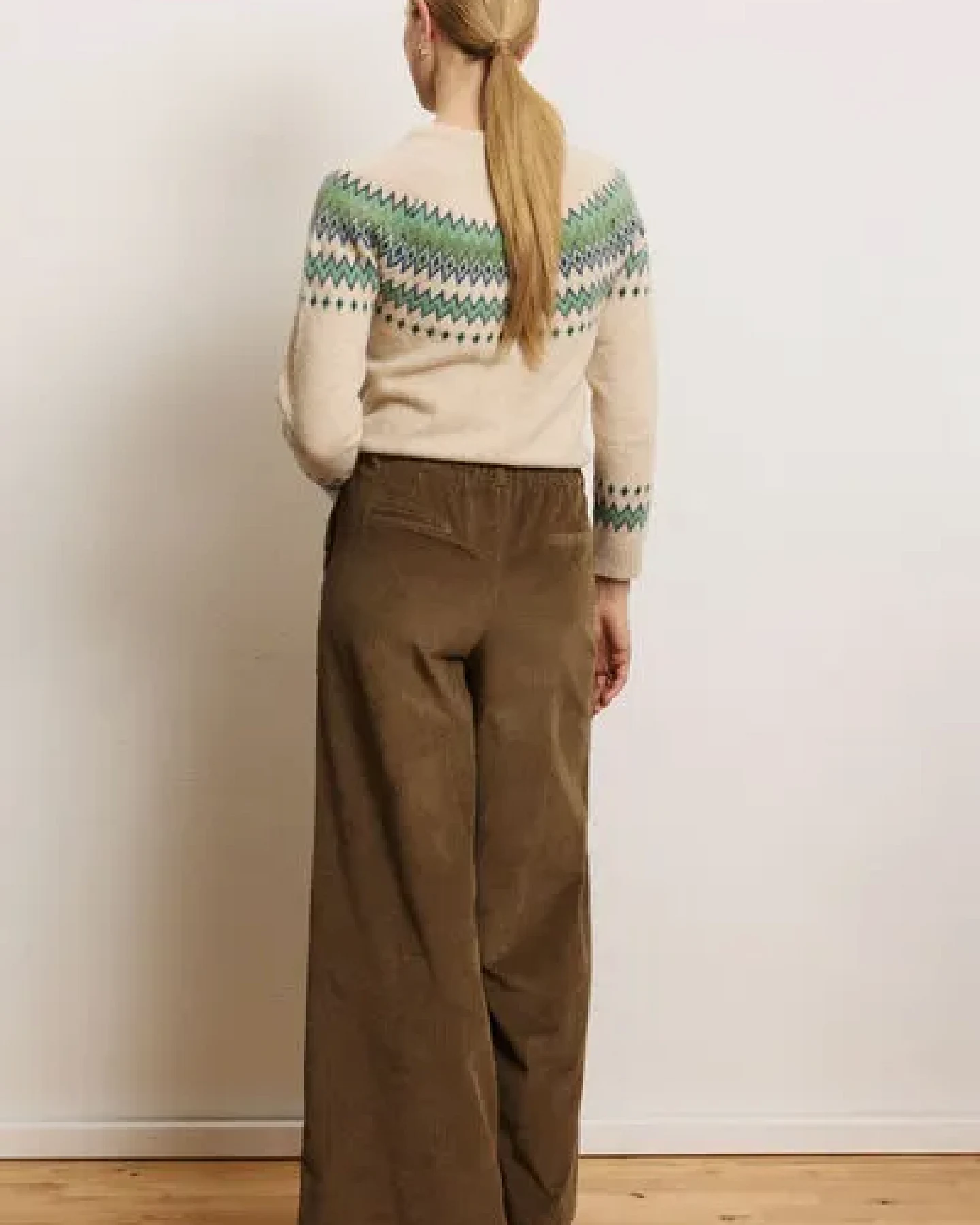 TRANQUILLO Cordhose Paolaa aus GOTS-Bio-Baumwolle – Ansicht 2