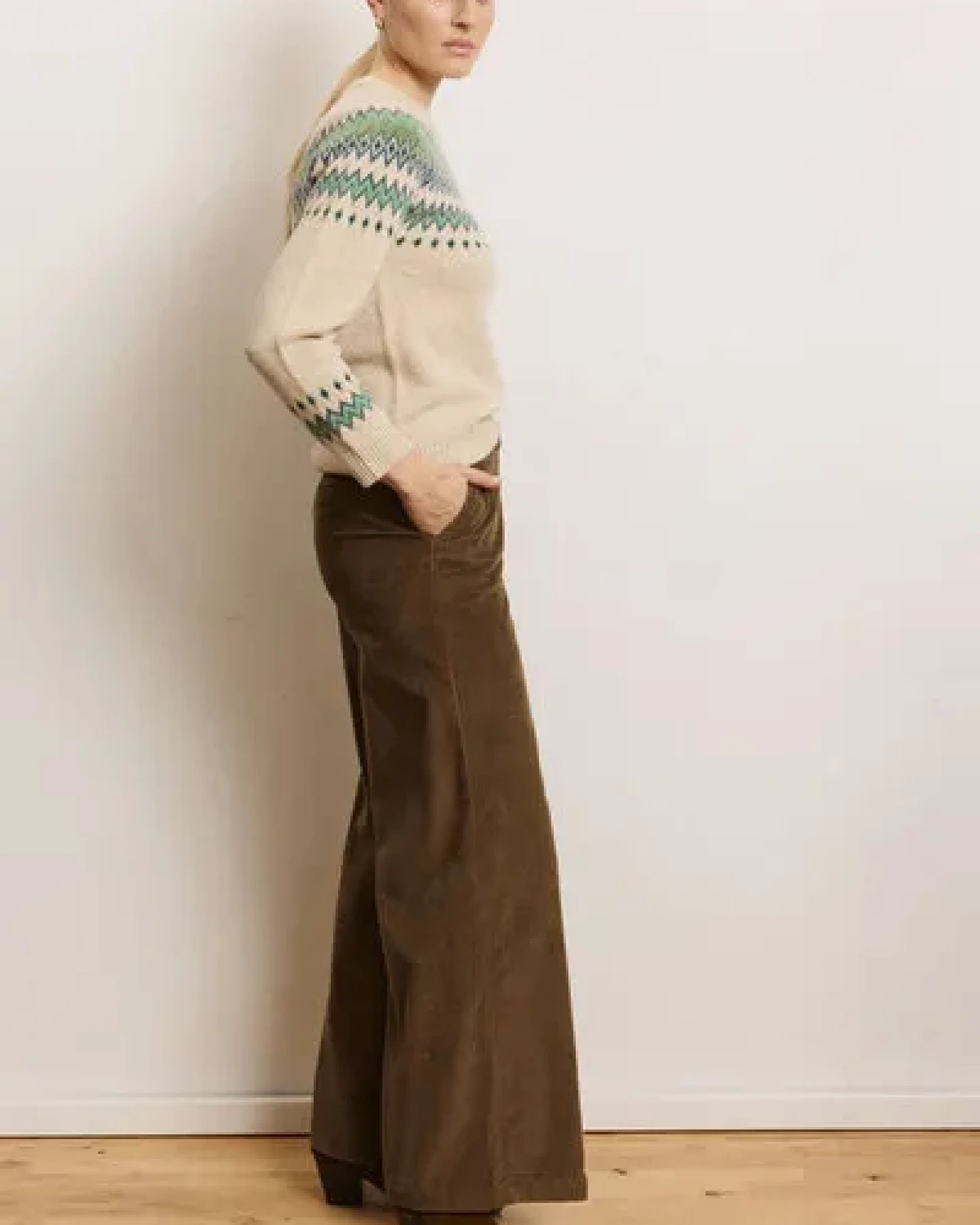 TRANQUILLO Cordhose Paolaa aus GOTS-Bio-Baumwolle – Ansicht 4