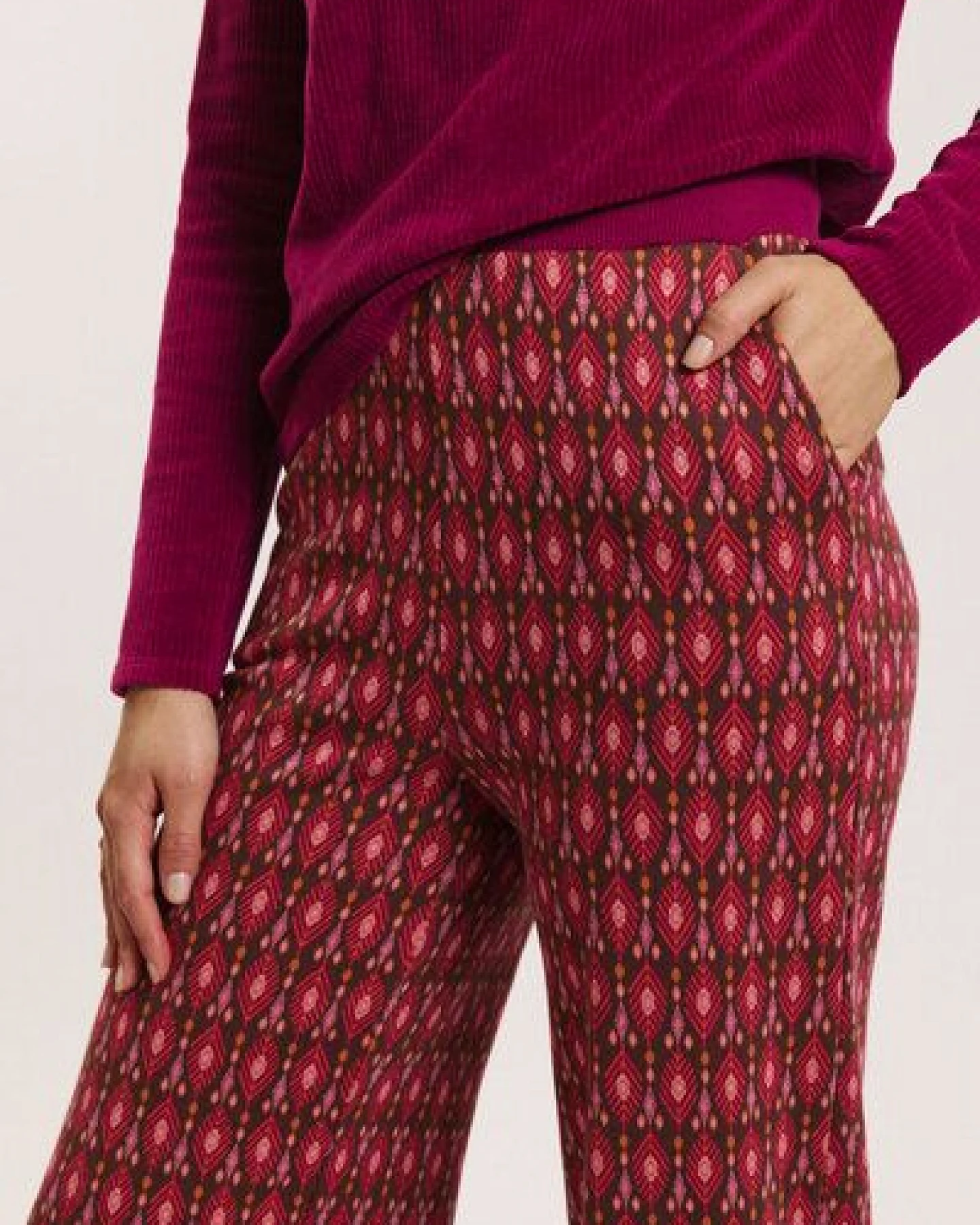 TRANQUILLO Jacquard-Hose Anikaa aus GOTS-Bio-Baumwolle – Ansicht 3