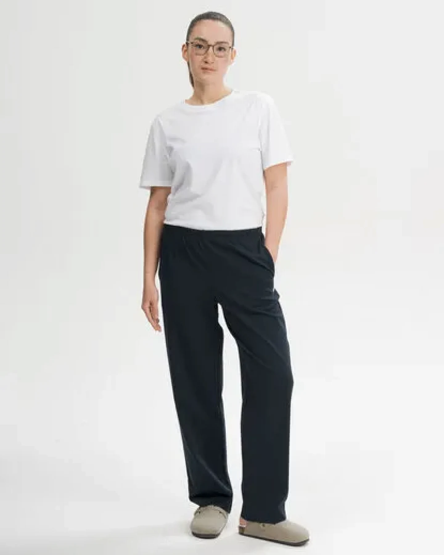 MELA Jersey Lounge Hose Style KIRANI aus 100% Bio-Baumwolle – Ansicht 4
