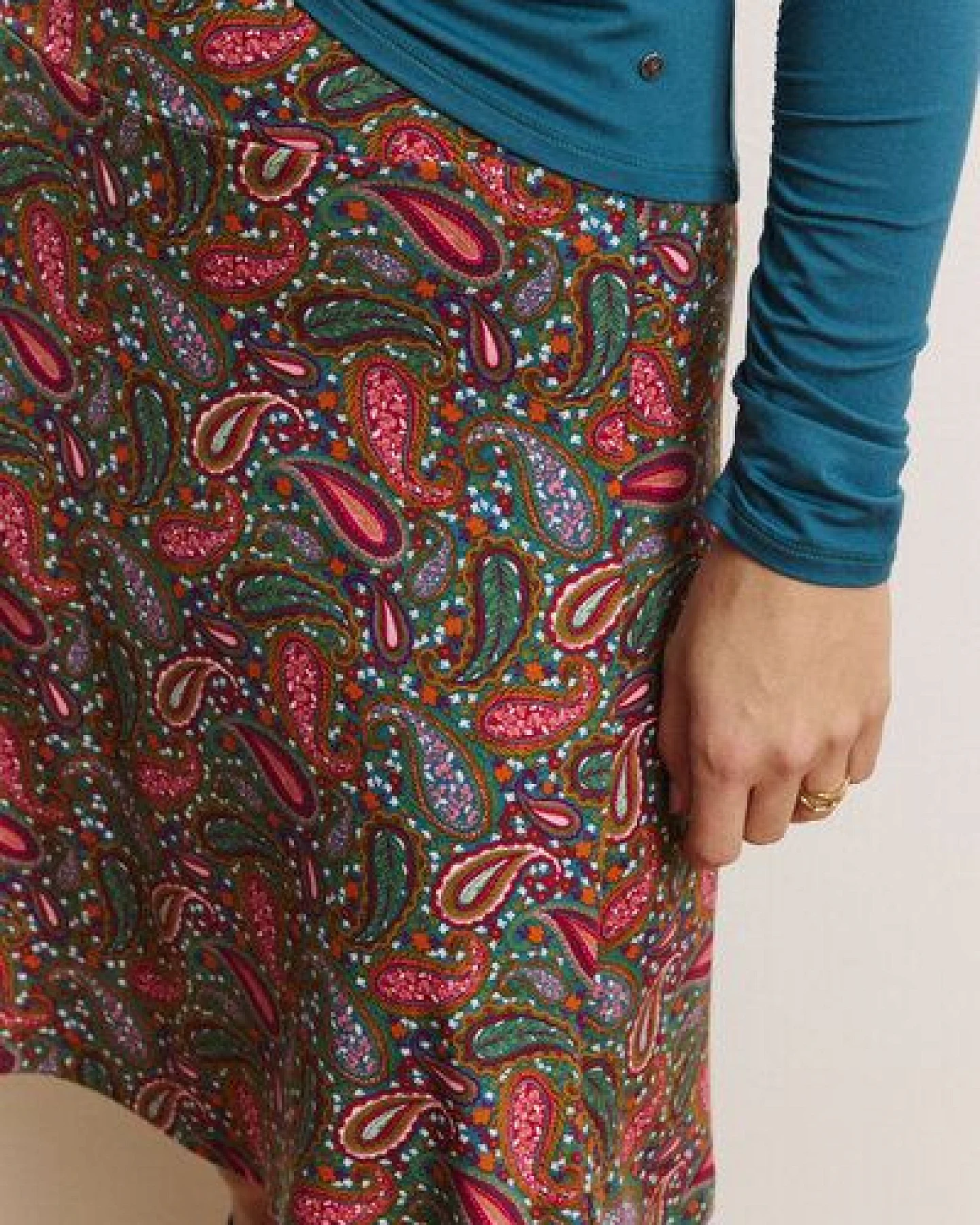 TRANQUILLO Rock Olvaa aus EcoVero Viskose – Ansicht 3