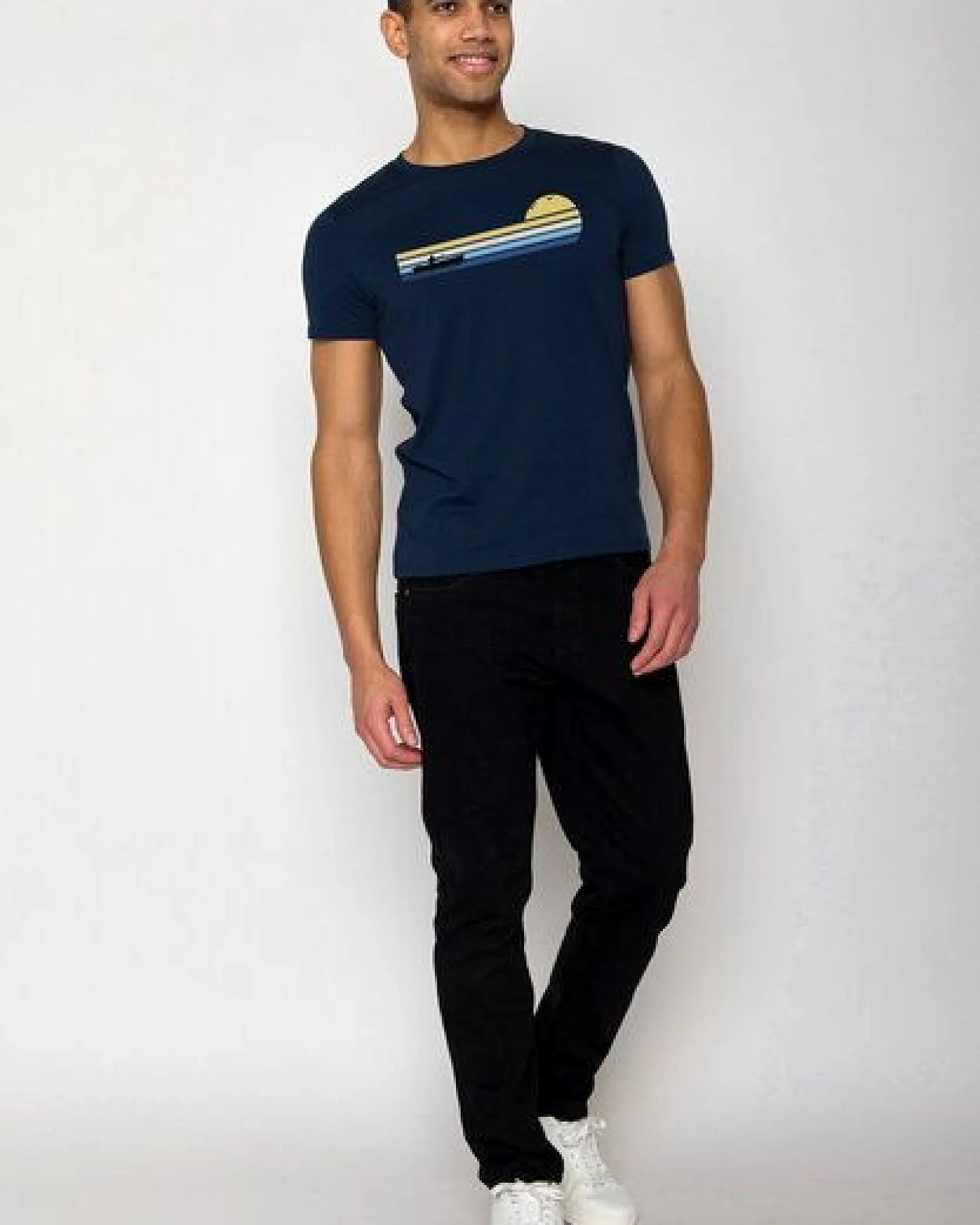 GREENBOMB Nature Canoe River Guide - Sportliches T-Shirt aus Bio-Baumwolle / hochwertiger Print / GOTS / Fair & Vegan – Ansicht 2