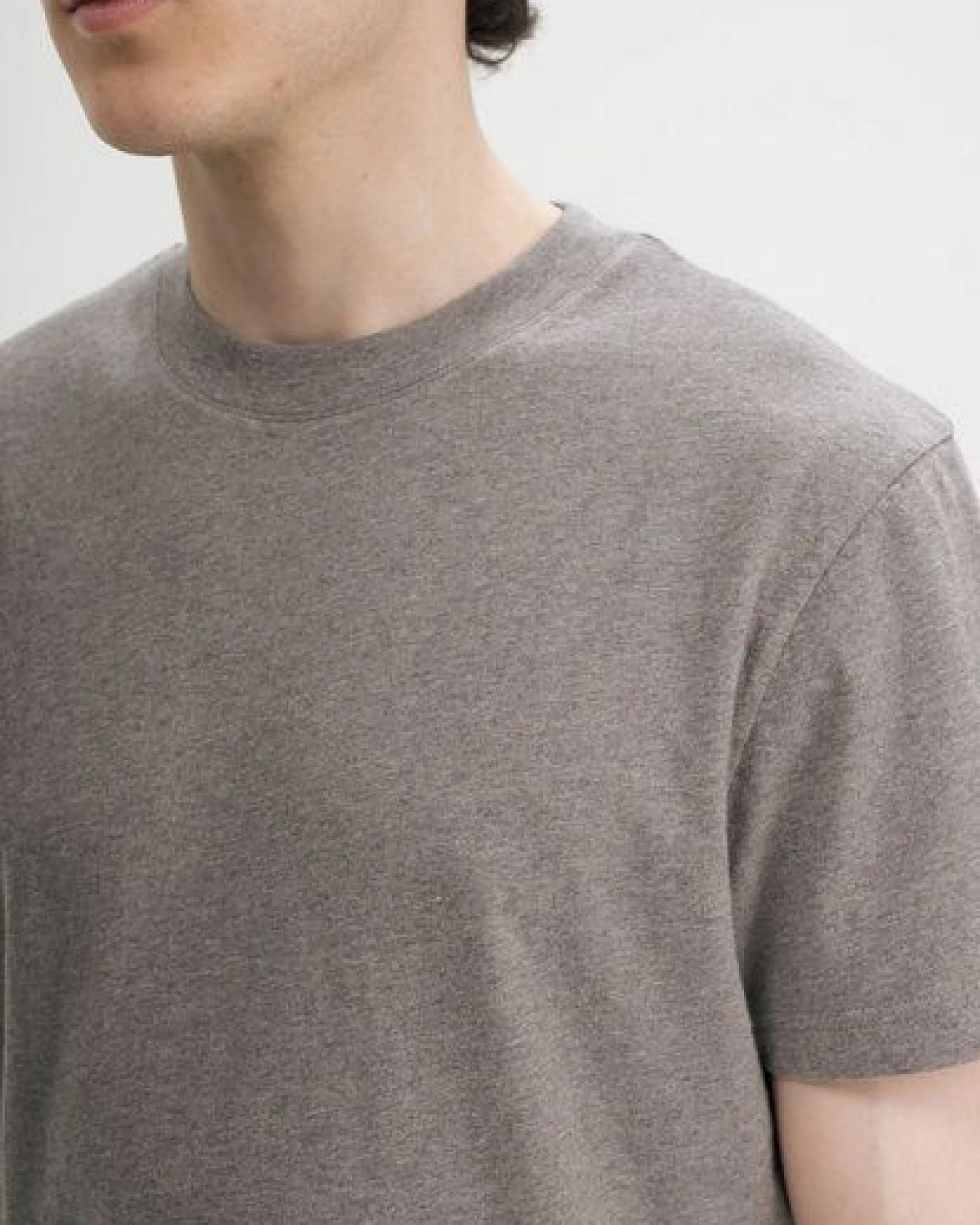 MELA T-Shirt Style AVAN aus 100% Bio-Baumwolle – Ansicht 4