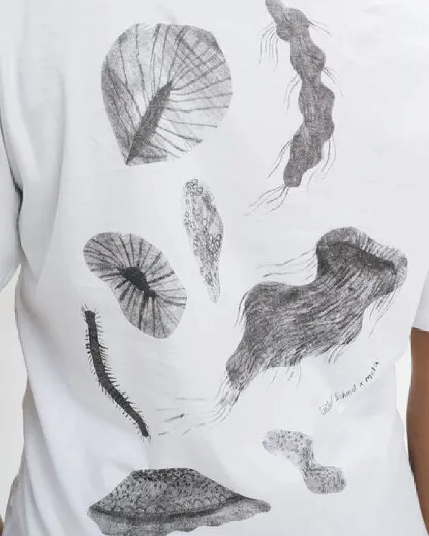 MELA T-Shirt Style Artist Edition Cristóbal aus 100% Bio-Baumwolle – Ansicht 4