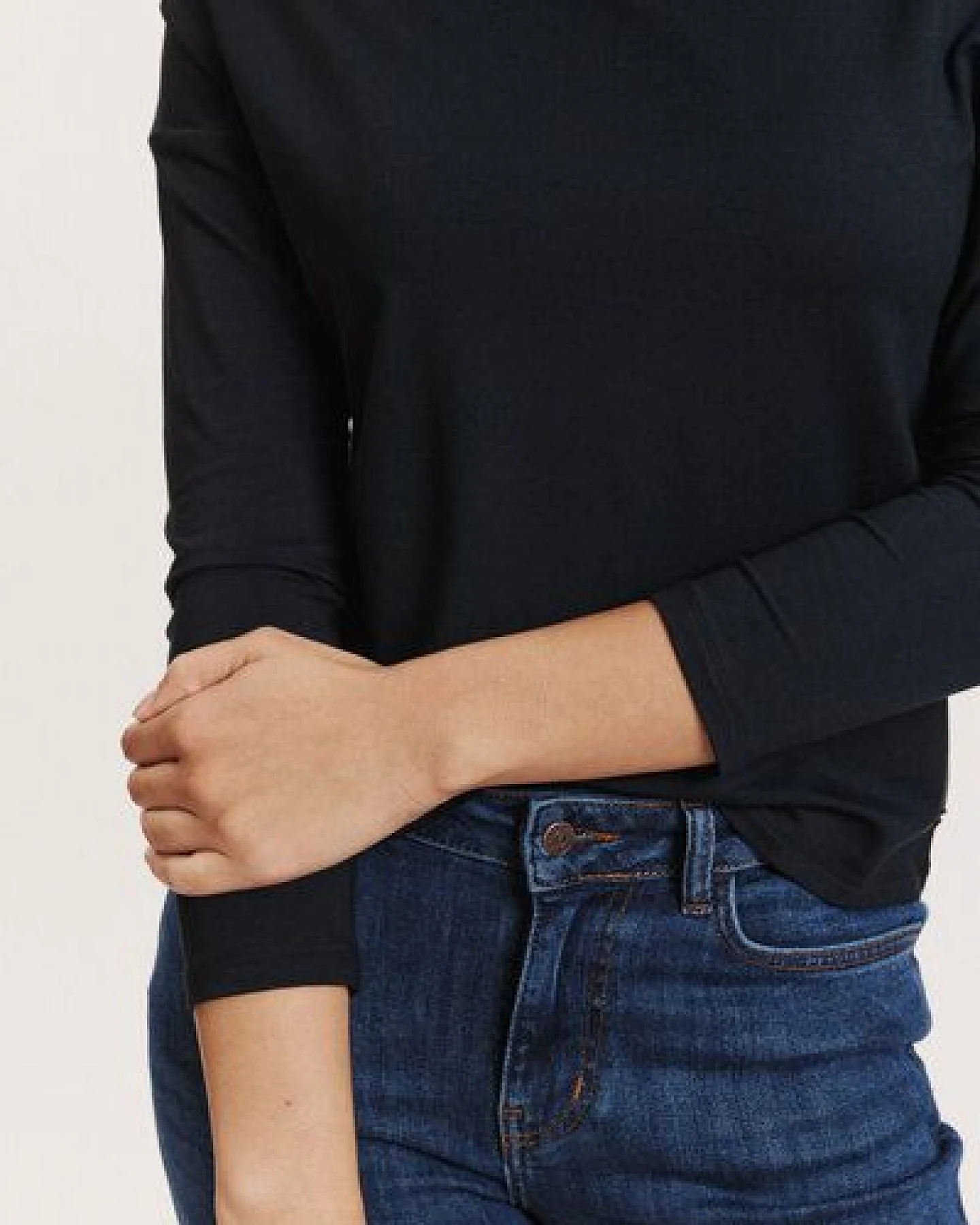 TRANQUILLO Basic-Shirt Felicee aus EcoVero Viskose – Ansicht 3