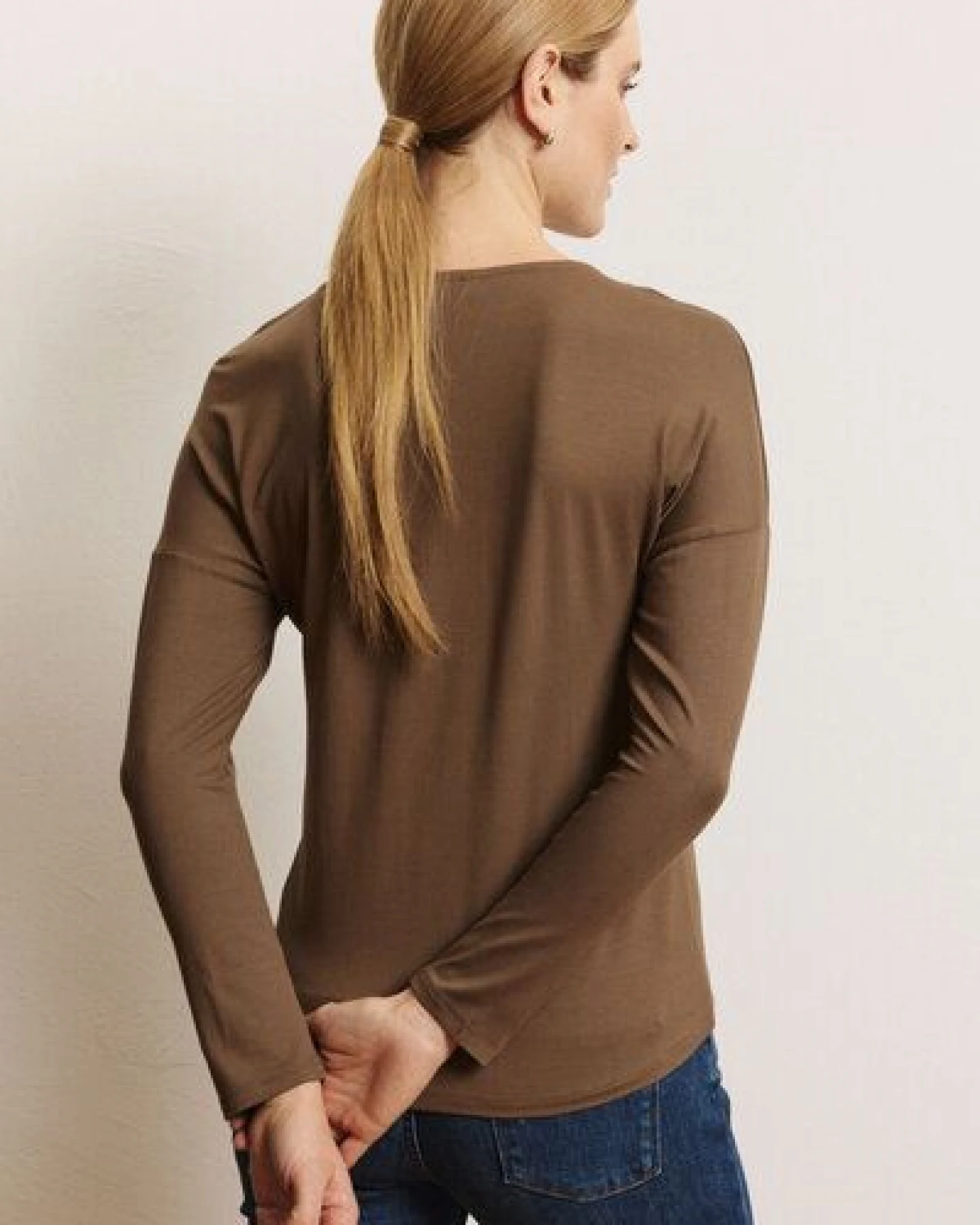 TRANQUILLO Basic-Shirt Felicee aus EcoVero Viskose – Ansicht 2